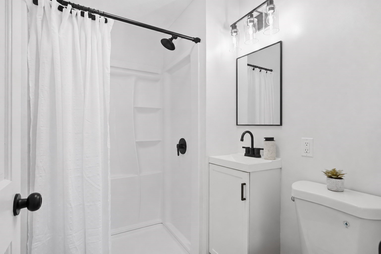 48 Dana St Property Photo 12