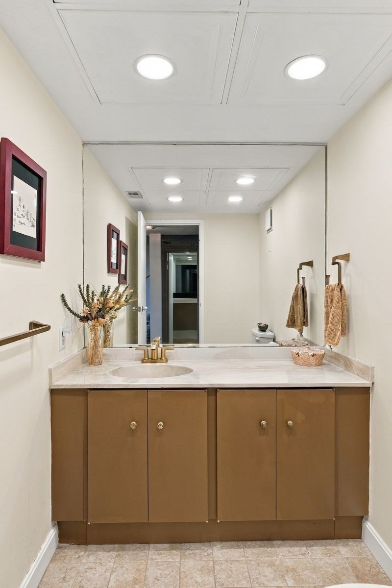 406 Paradise Road # 3h Property Photo 10