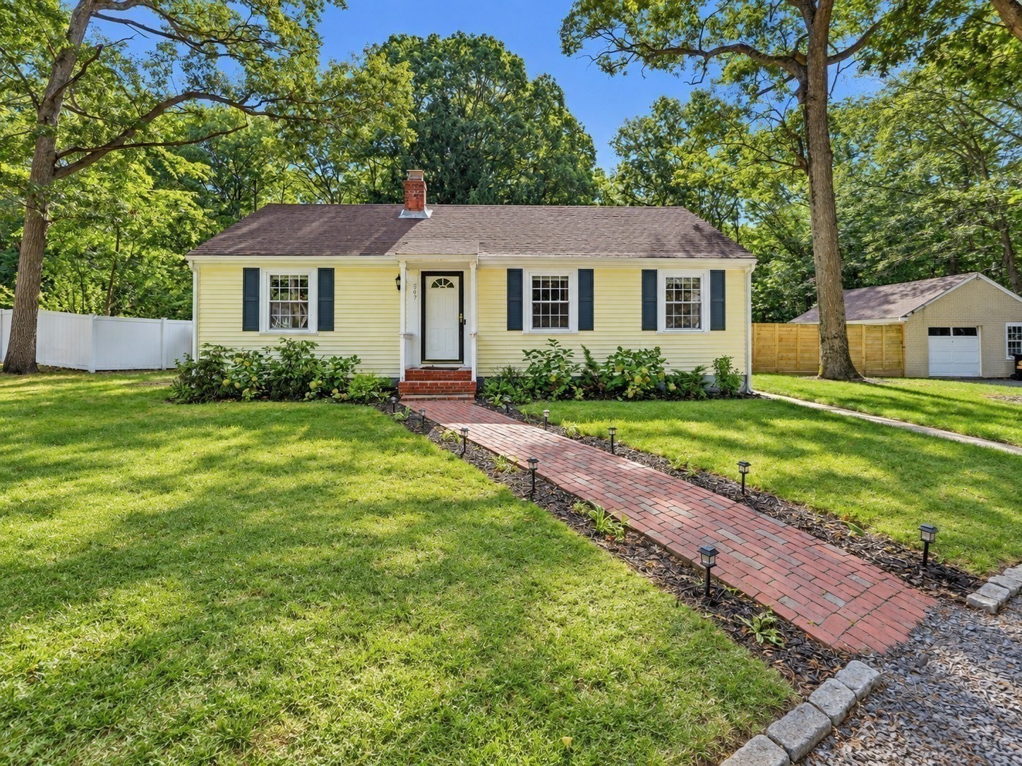 547 Tremont St Property Photo 42