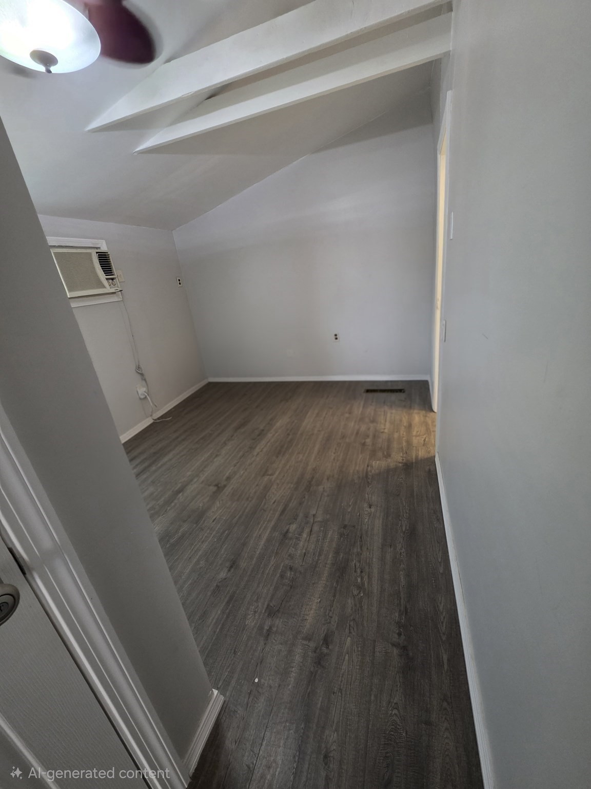 5 Shore Rd Property Photo 11