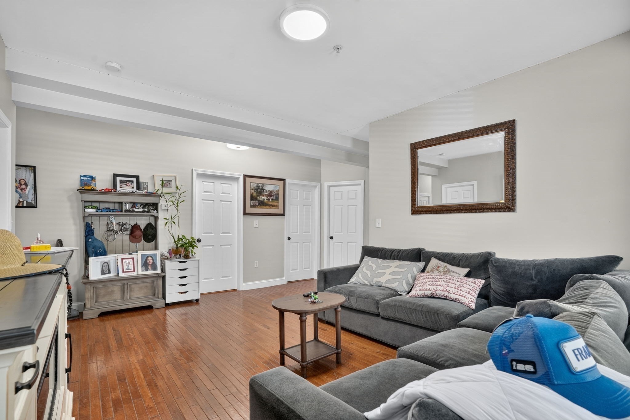 33 Park St Property Photo 4
