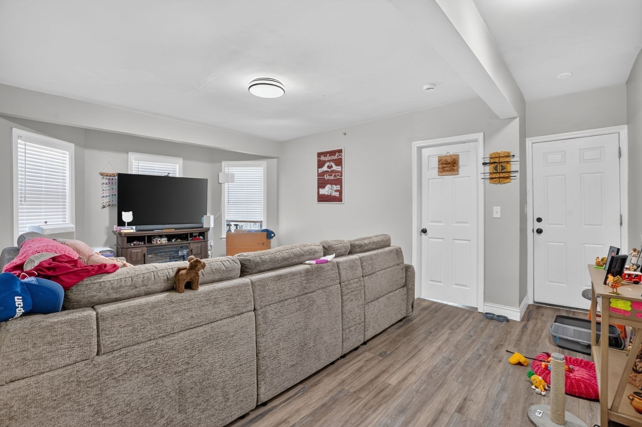 33 Park St Property Photo 14