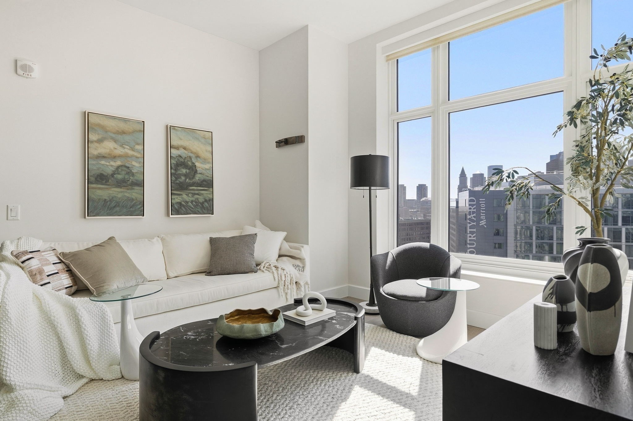 100 Lovejoy Wharf Property Photo 2