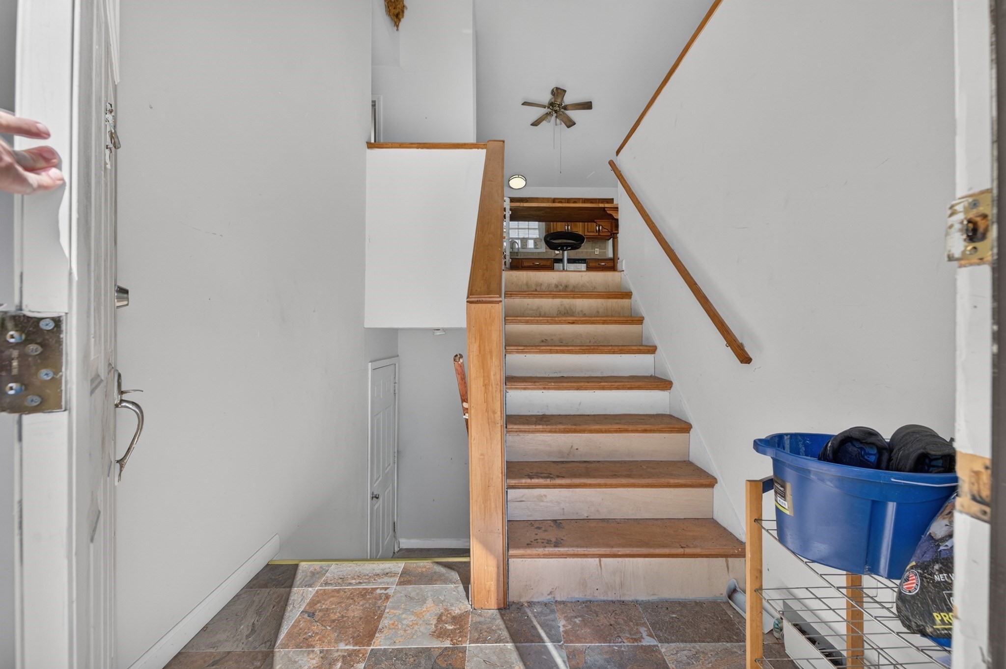 99 Burrill Ave Property Photo 14