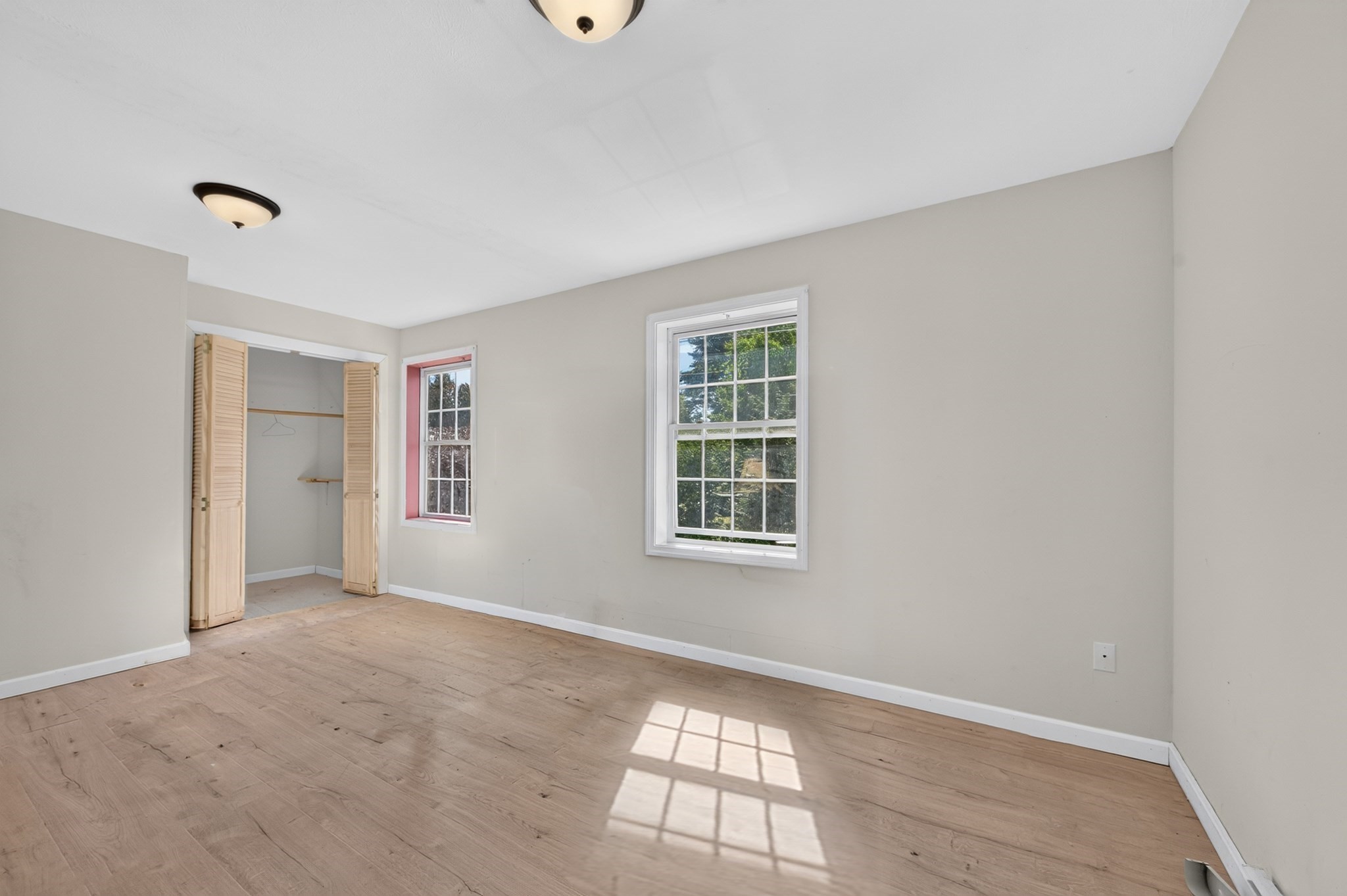 99 Burrill Ave Property Photo 19