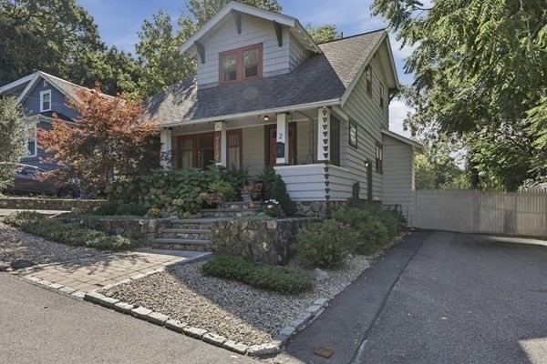 2 Winnipeg Street Property Photo 3