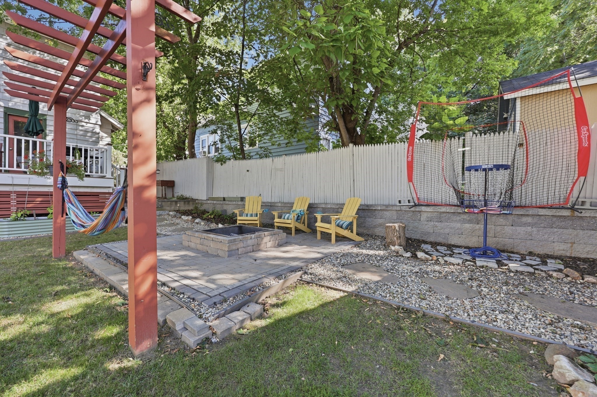 2 Winnipeg Street Property Photo 33