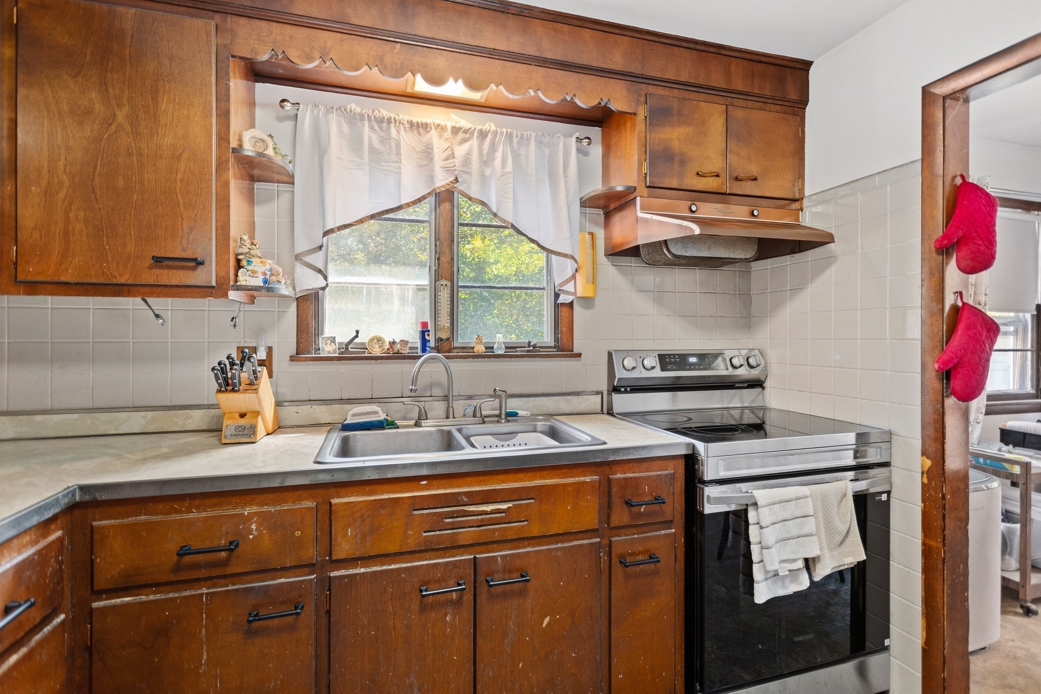 135 Cherry Street Property Photo 7