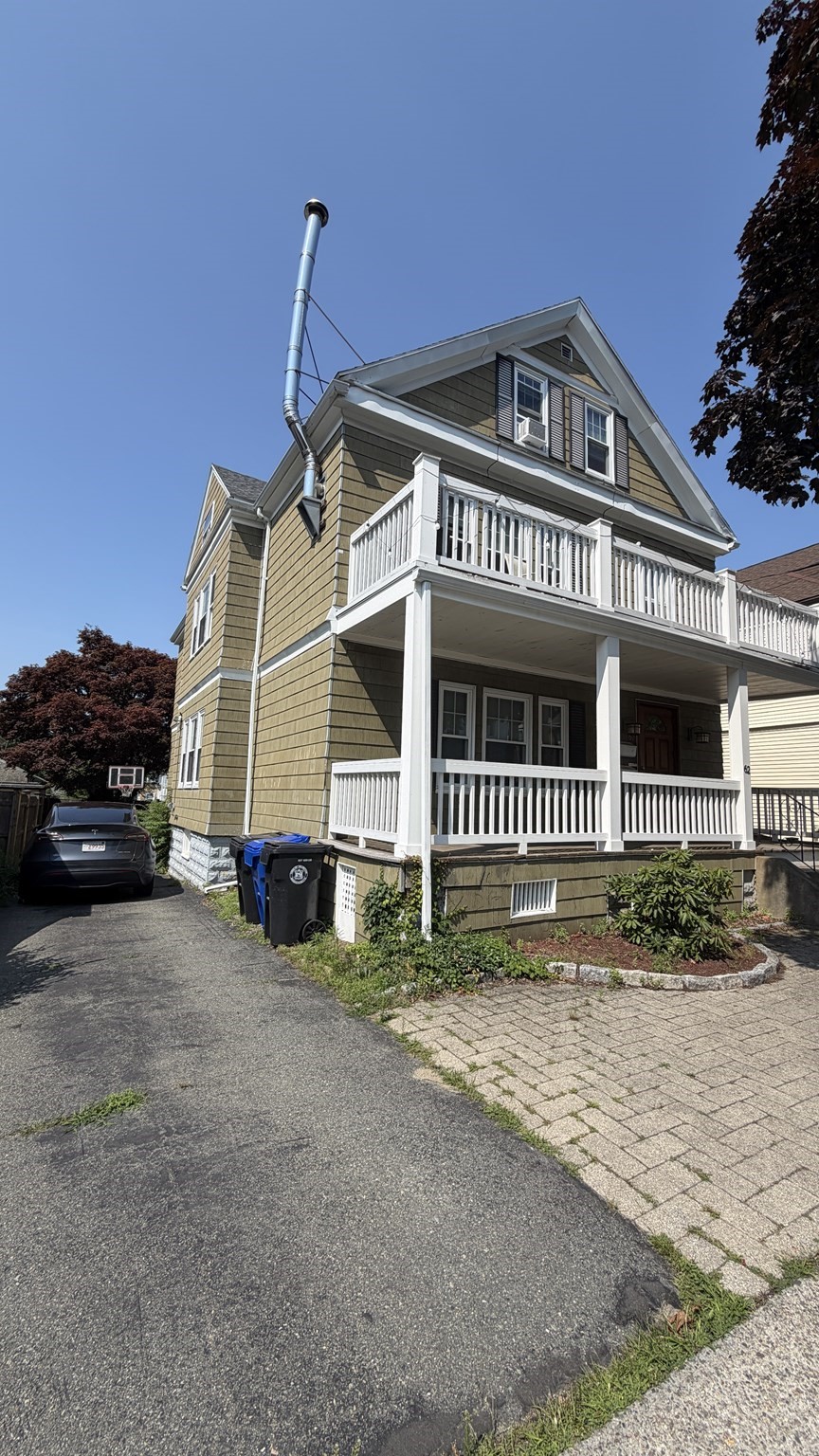 62 Freeman # 1 Property Photo 1