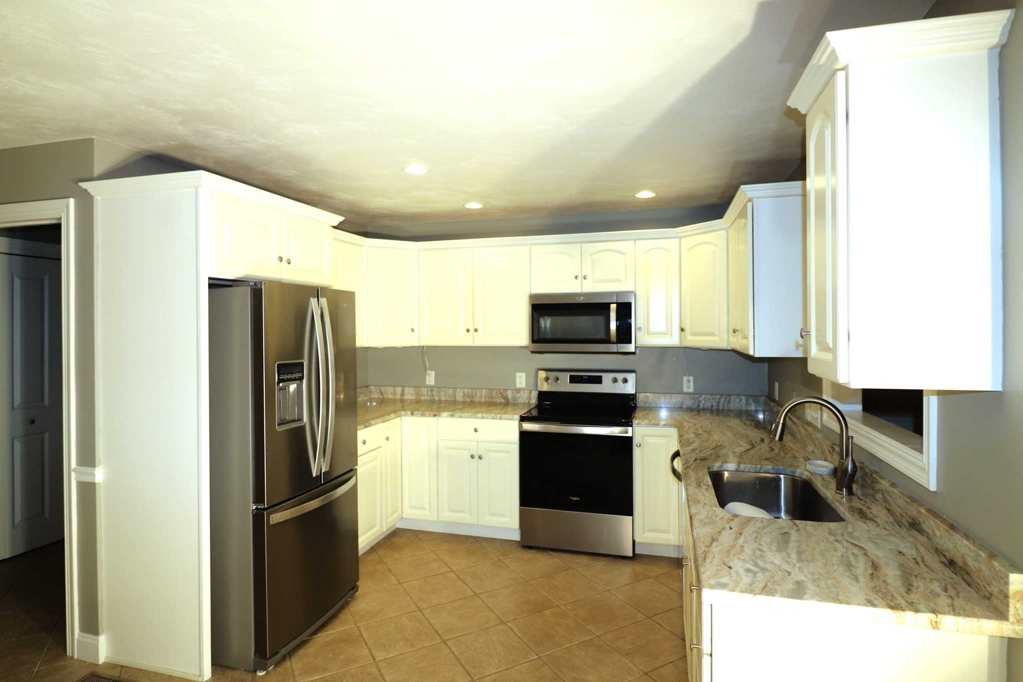 22 Horne Way # 22 Property Photo 4
