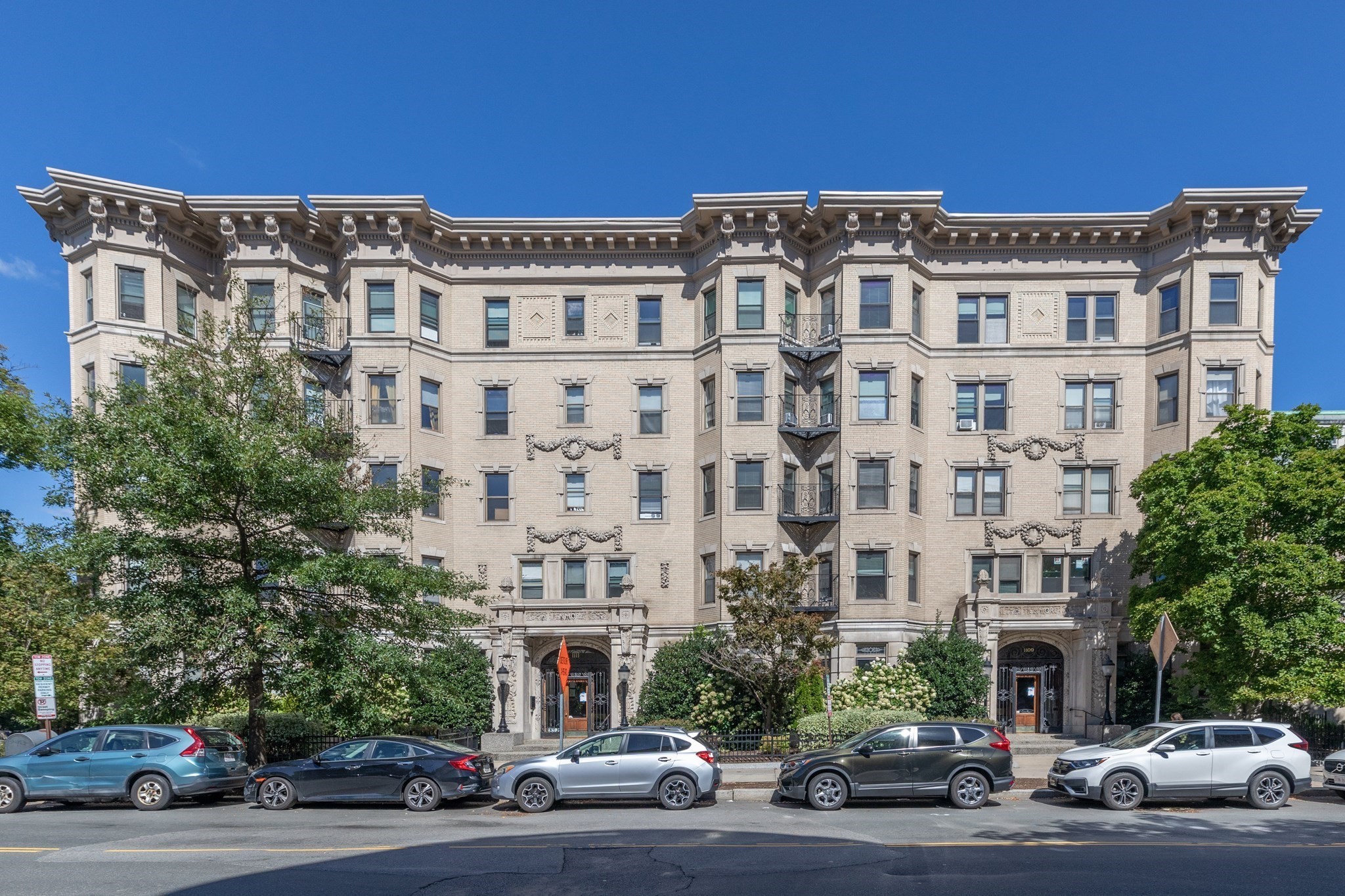 1111 Boylston Street # 1b Property Photo 17
