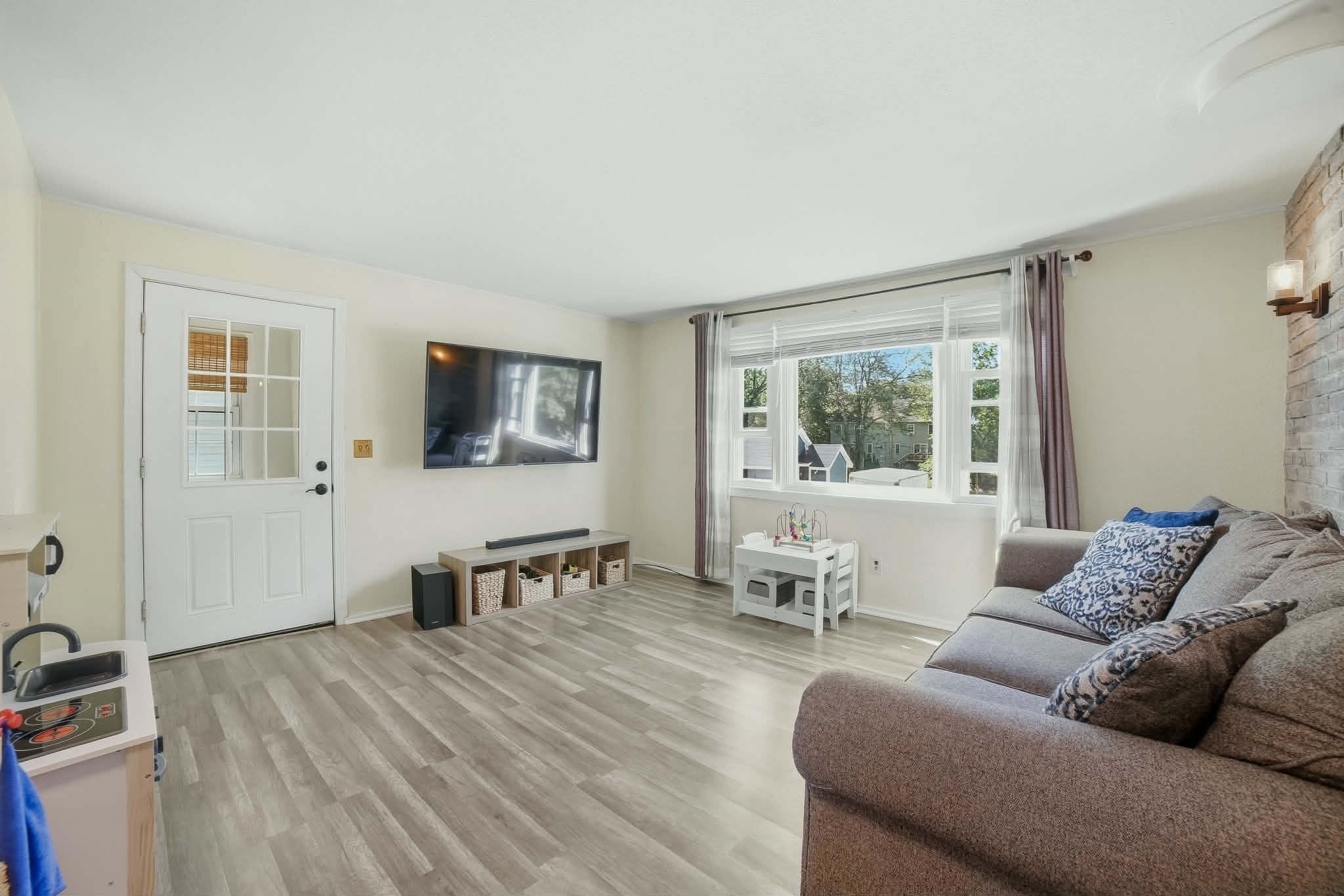 19 Harold St Property Photo 4