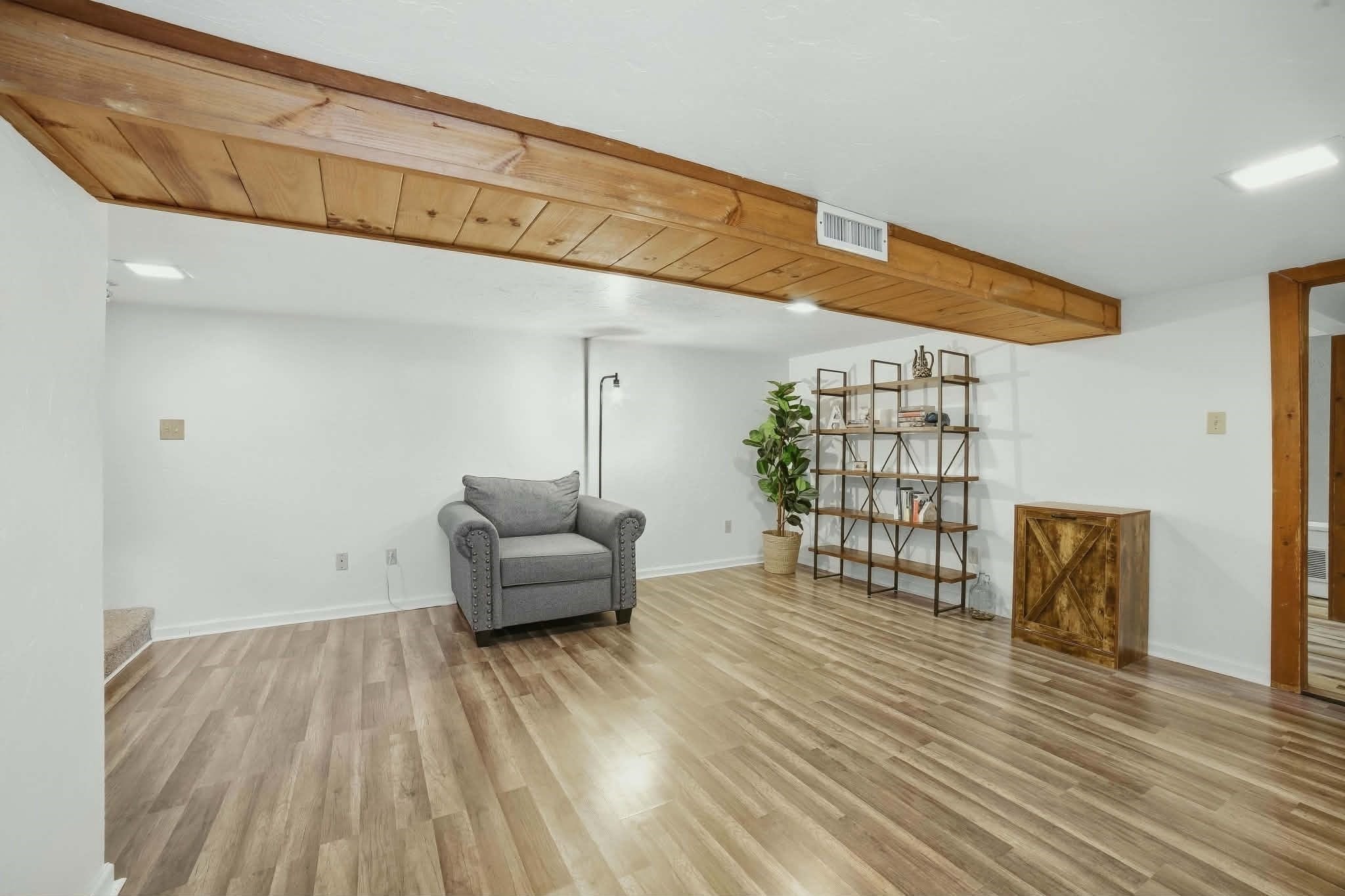19 Harold St Property Photo 16