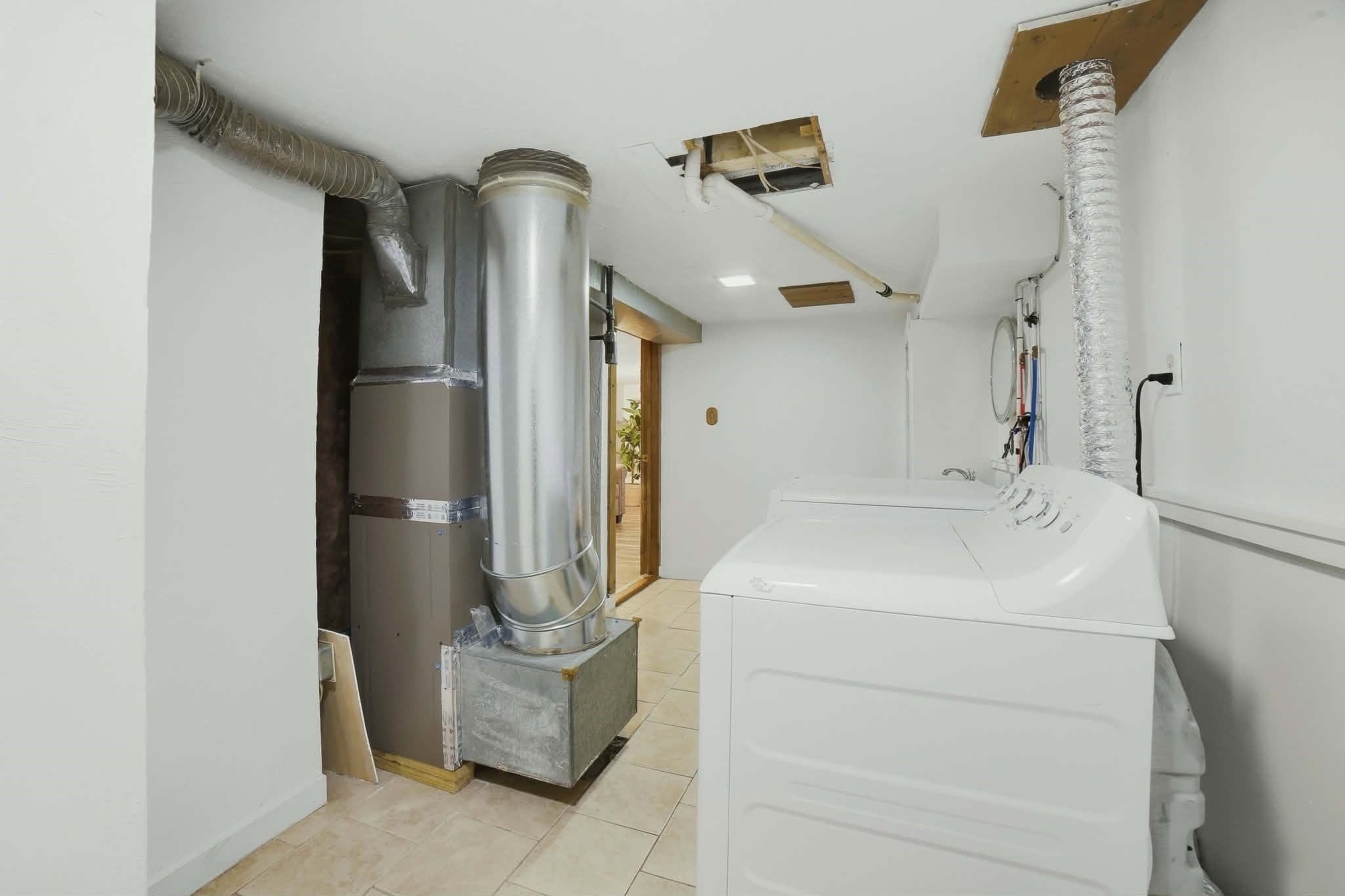 19 Harold St Property Photo 22