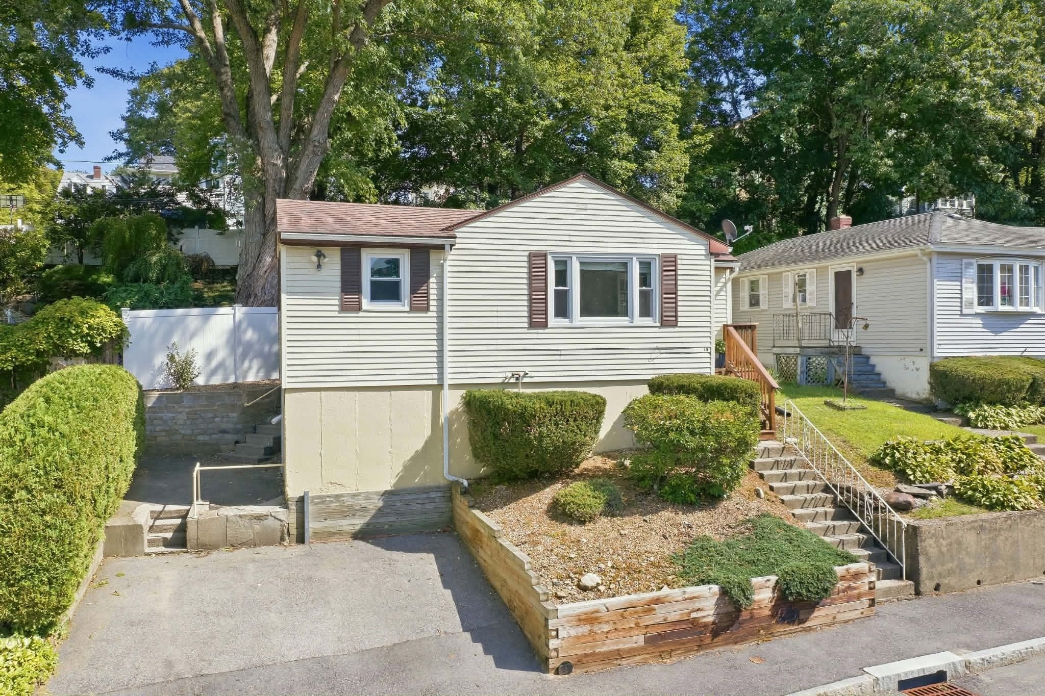 19 Harold St Property Photo 24