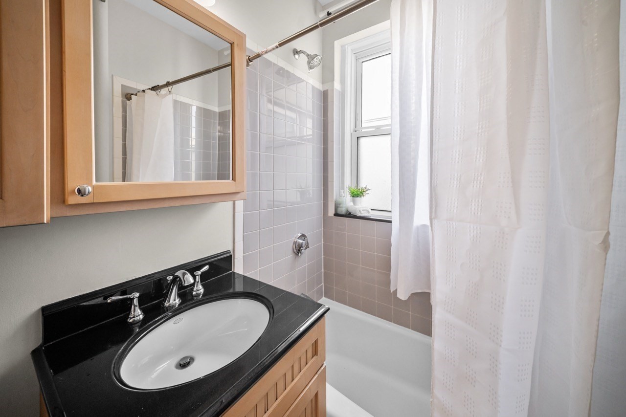 2039 Commonwealth Ave # 12a Property Photo 27