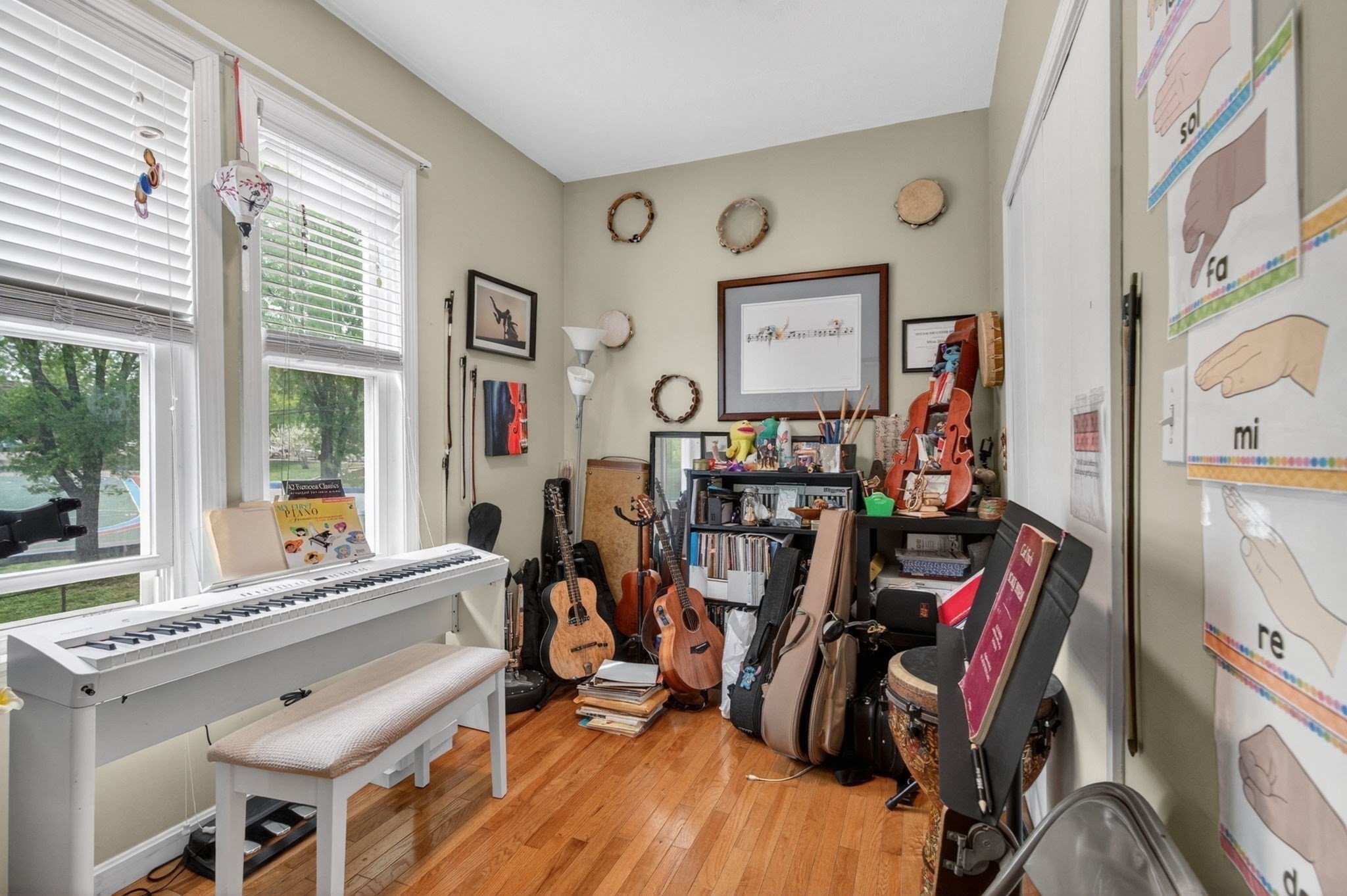 12 Schiller St Property Photo 18