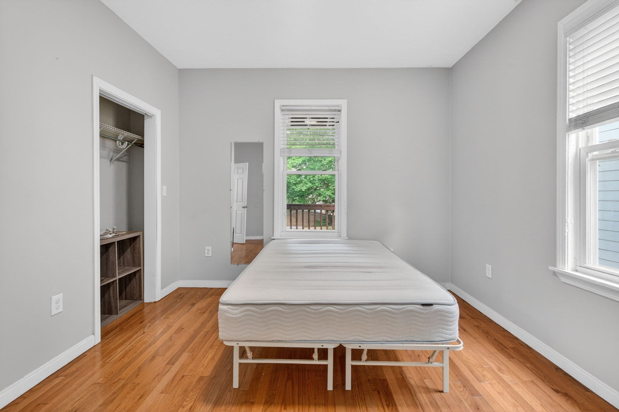 12 Schiller St Property Photo 23