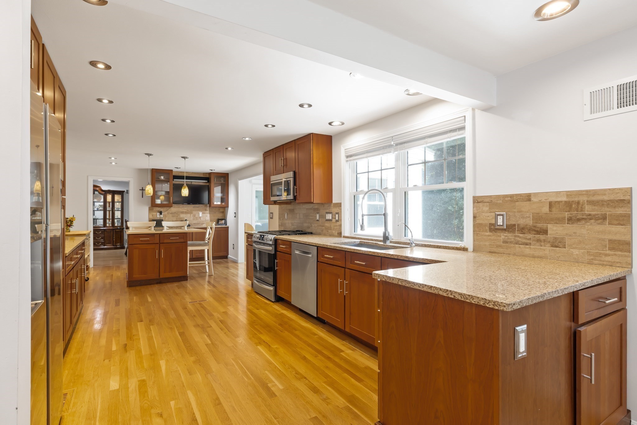 57 Carl Road Property Photo 8