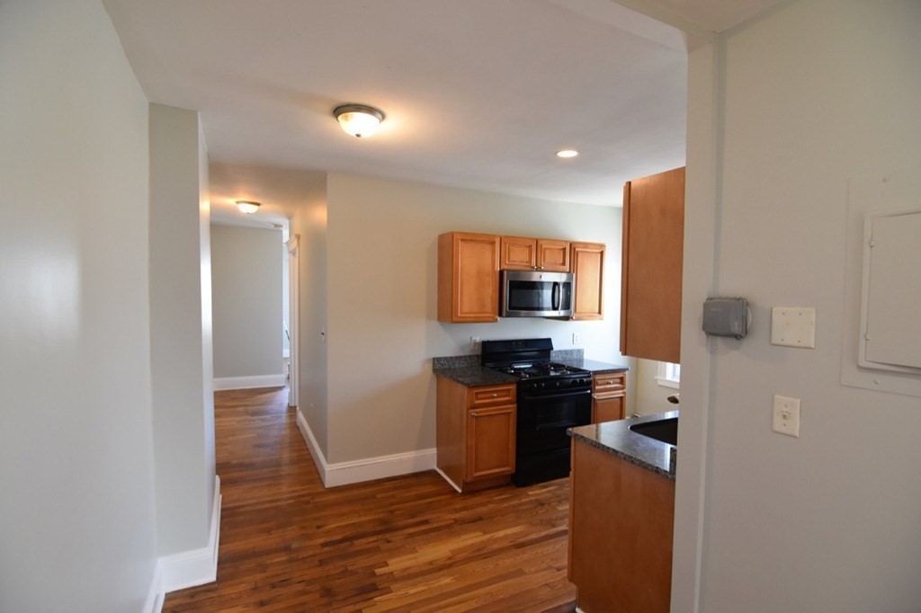 50 Lyon Street # 4 Property Photo 3