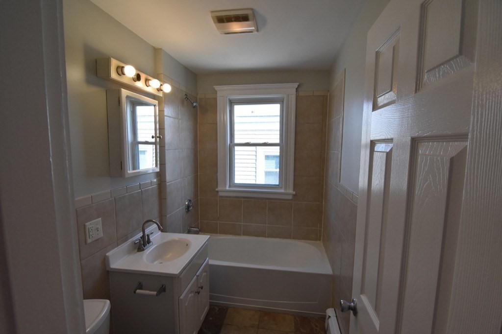 50 Lyon Street # 4 Property Photo 5