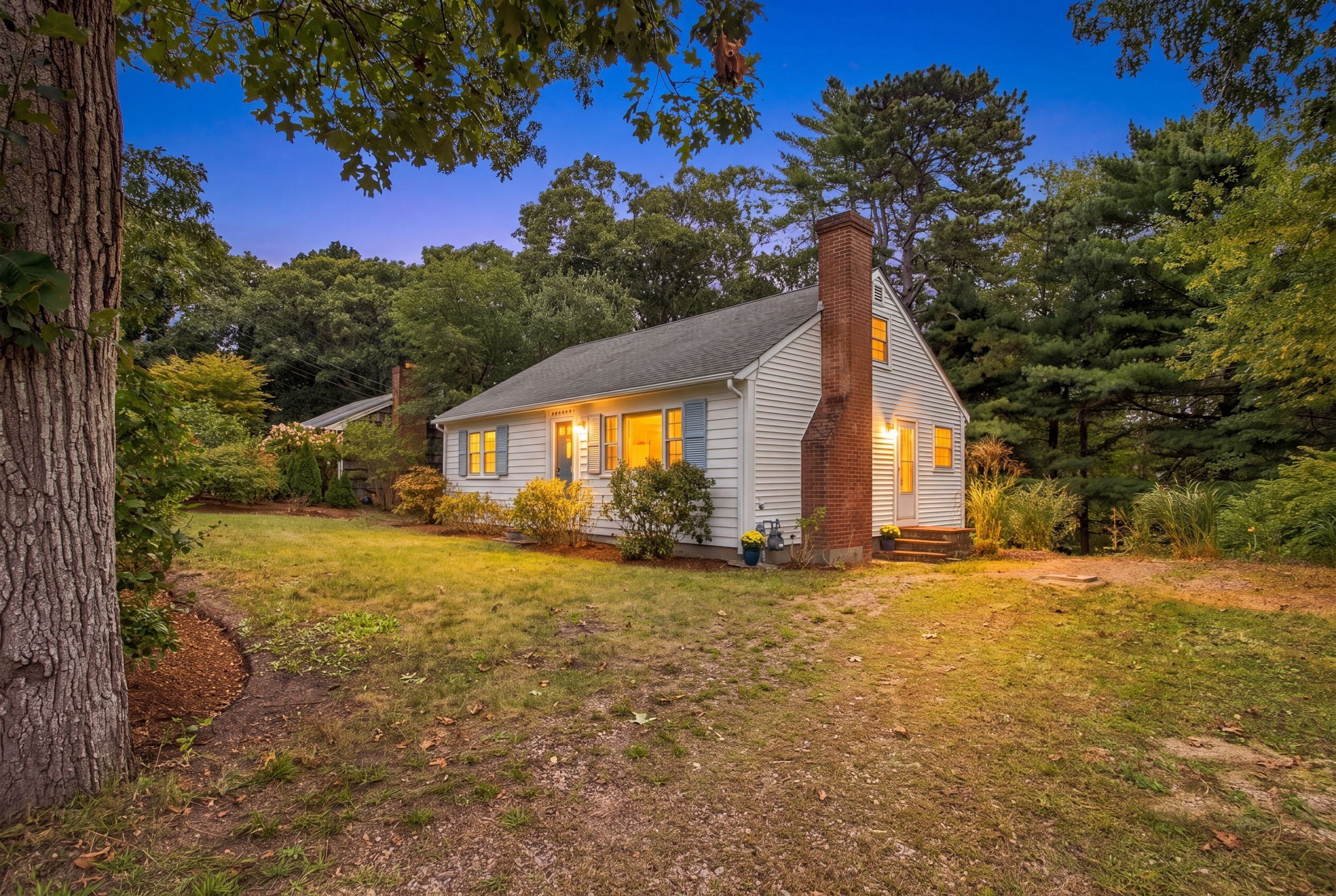 172 Telegraph Rd Property Photo 1