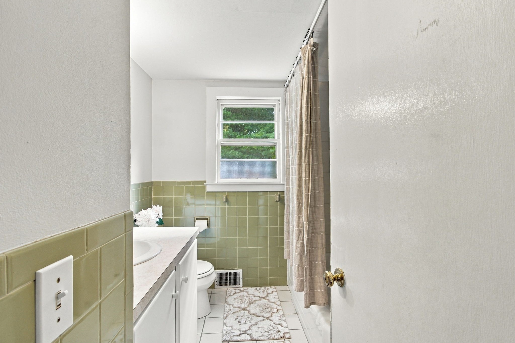 172 Telegraph Rd Property Photo 20