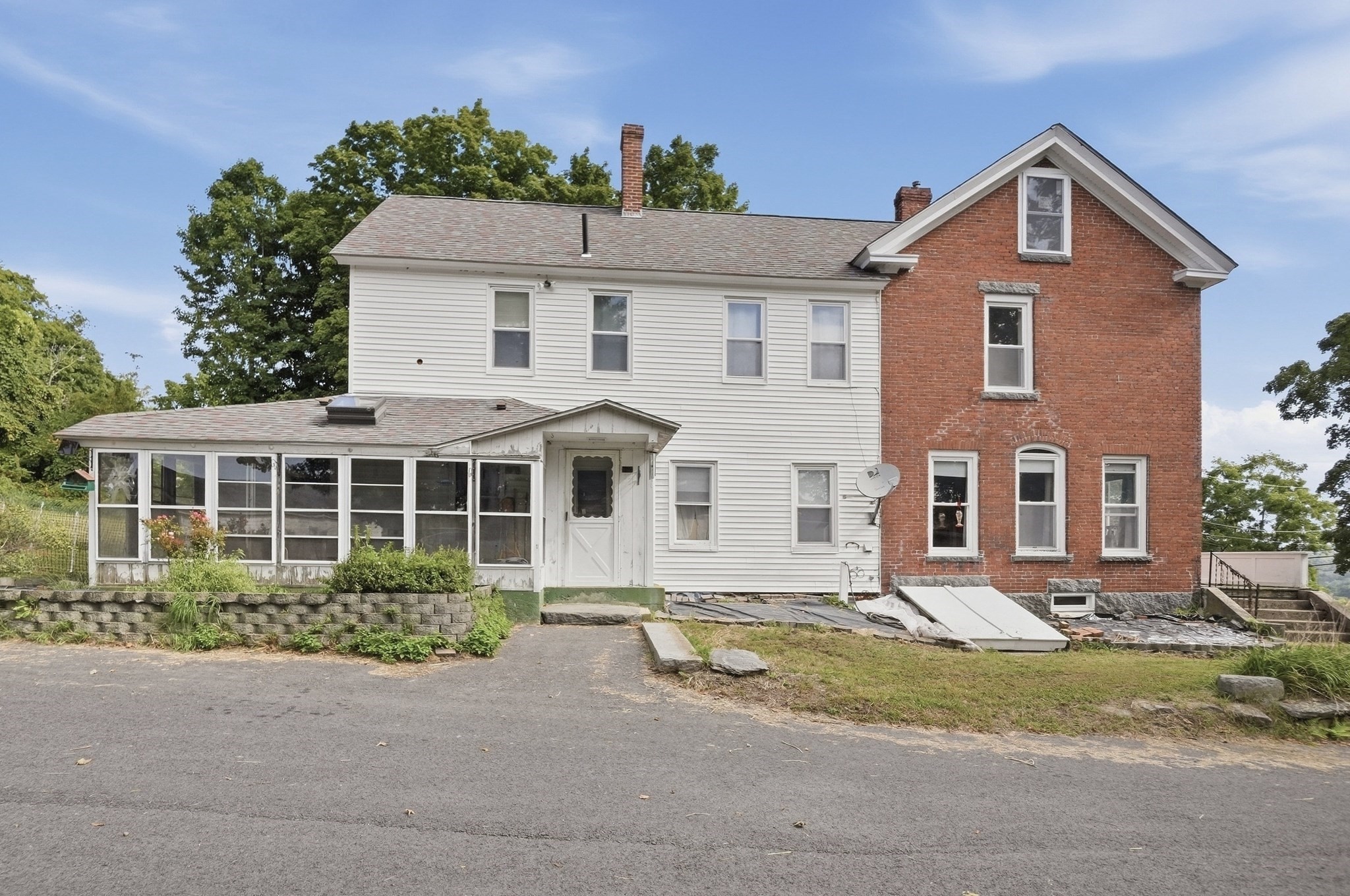 307 Upper Church Street Property Photo 1