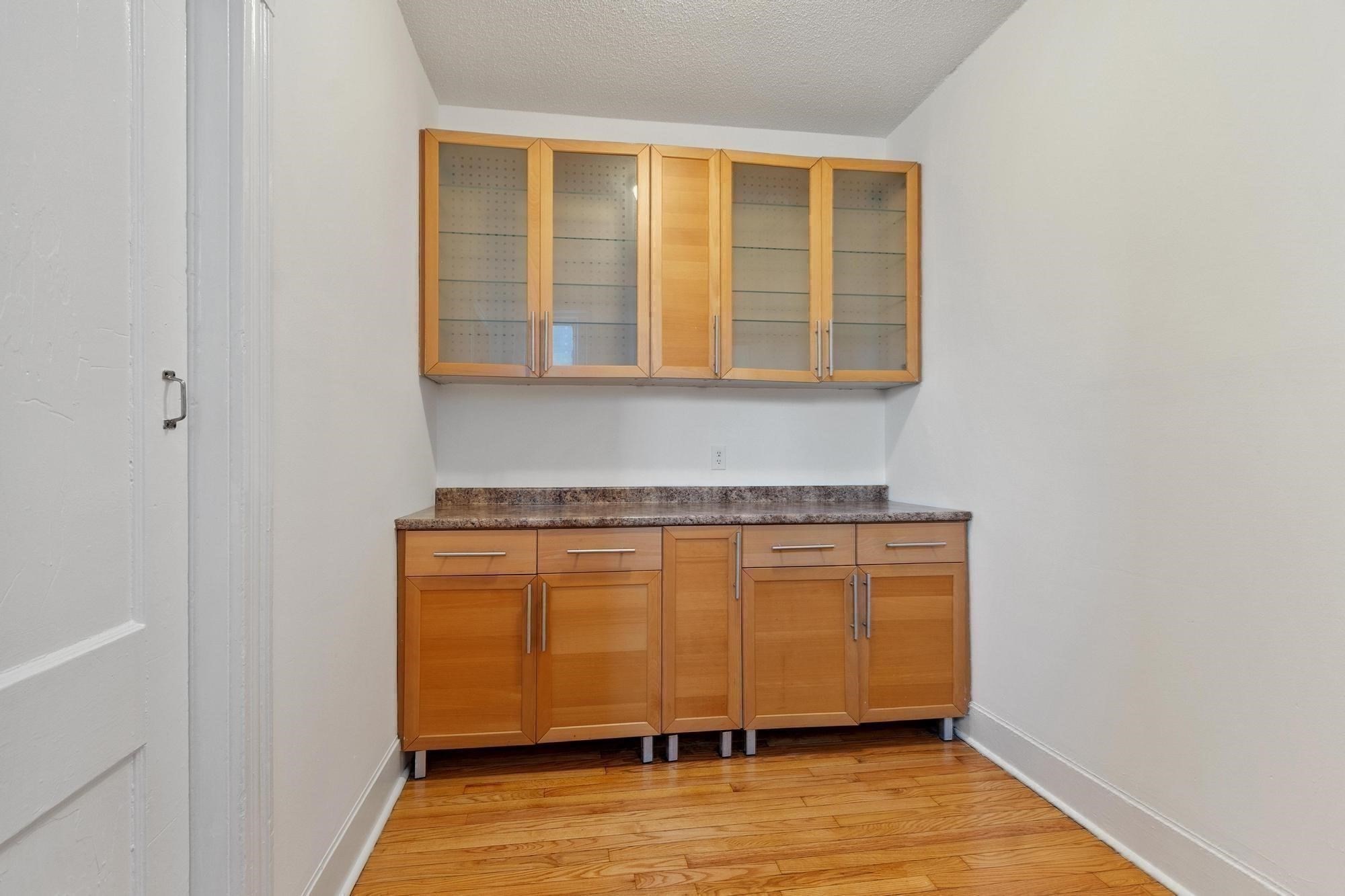 16 Glenville Ave Unit 1 Property Photo 9