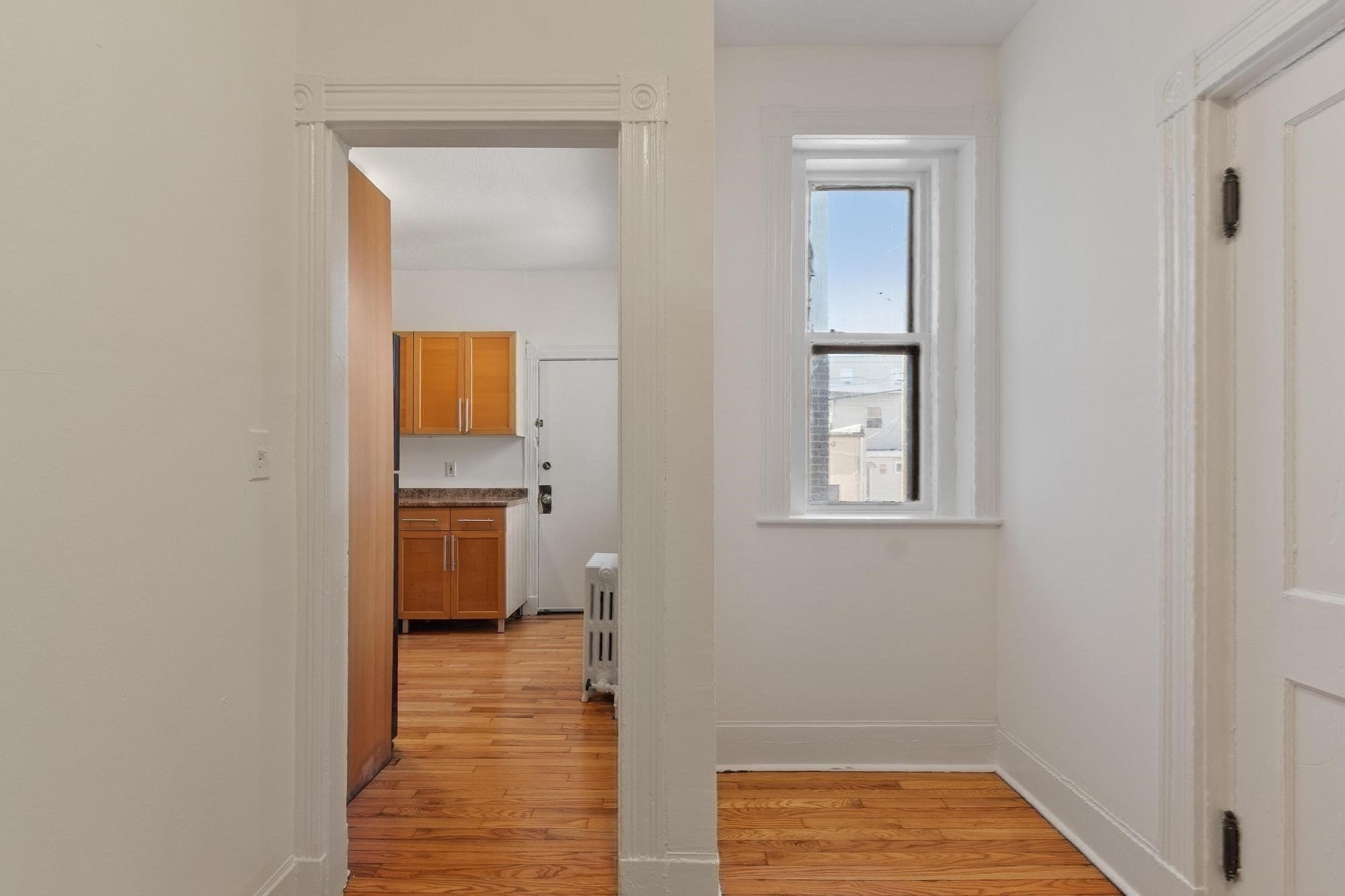 16 Glenville Ave Unit 1 Property Photo 10