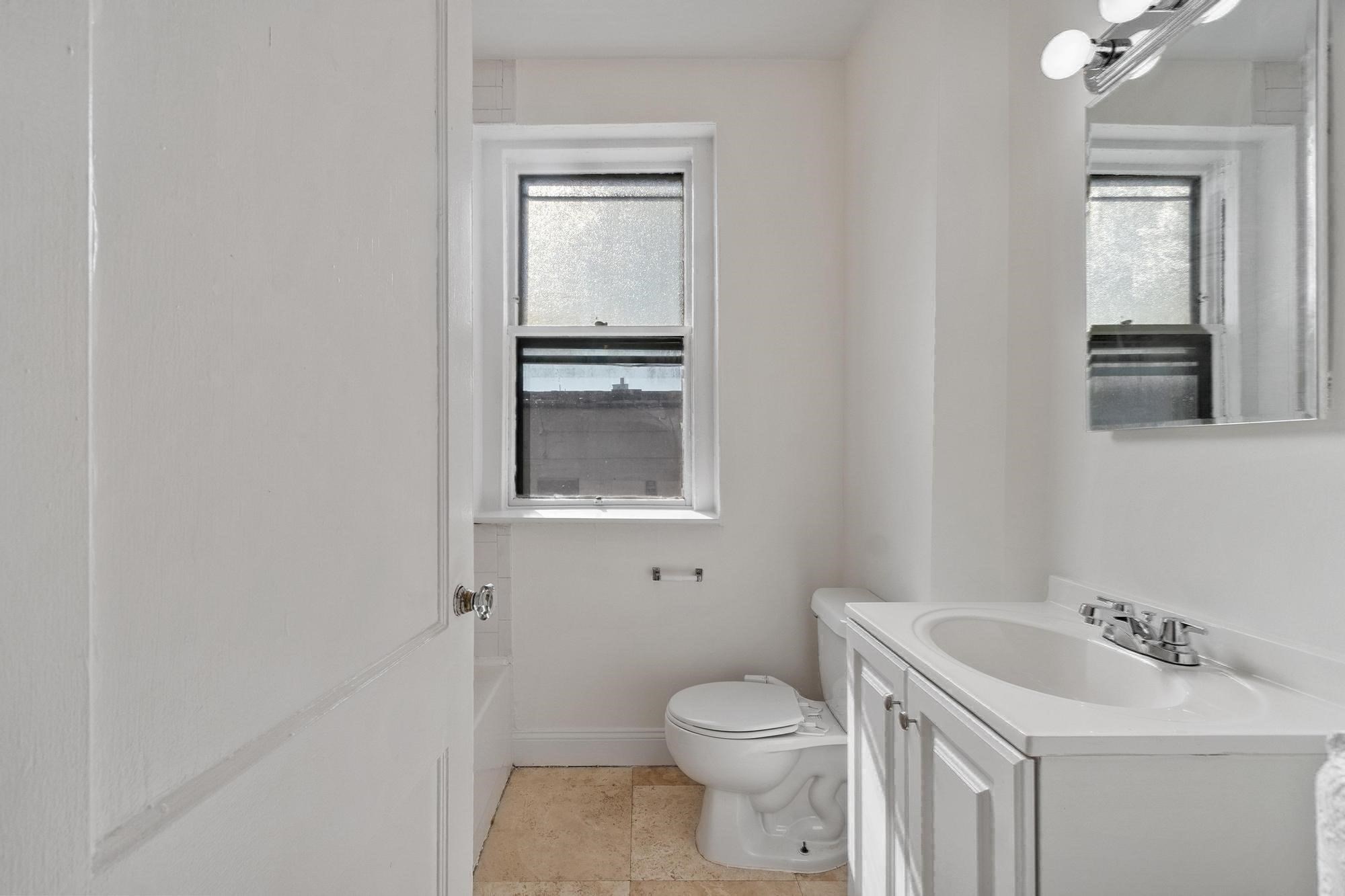16 Glenville Ave Unit 1 Property Photo 11