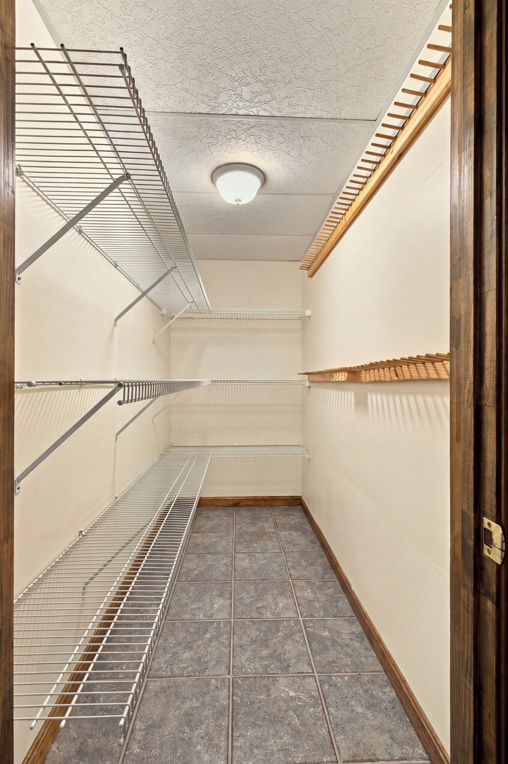 423 Buxton Street Property Photo 23