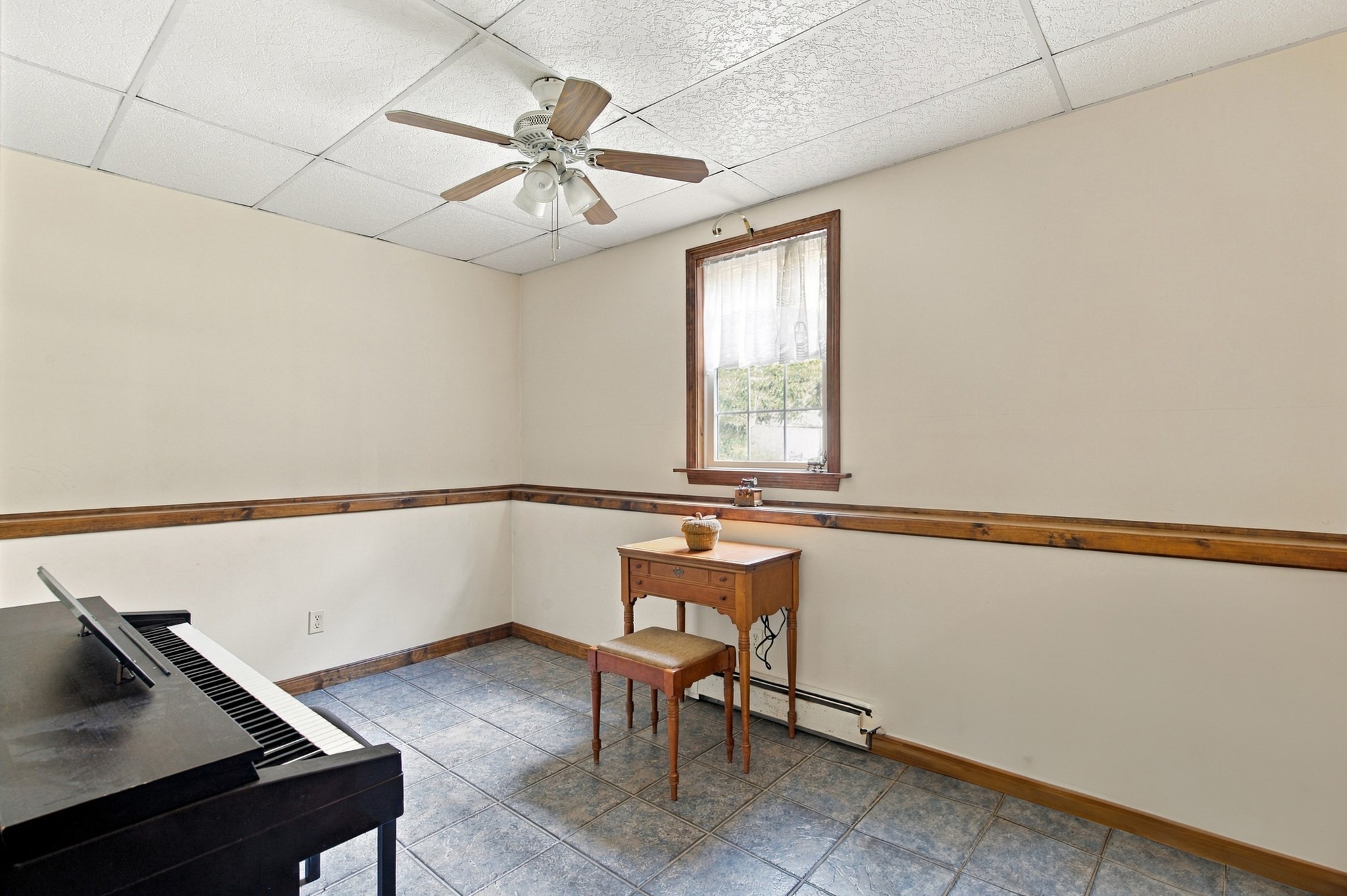 423 Buxton Street Property Photo 27