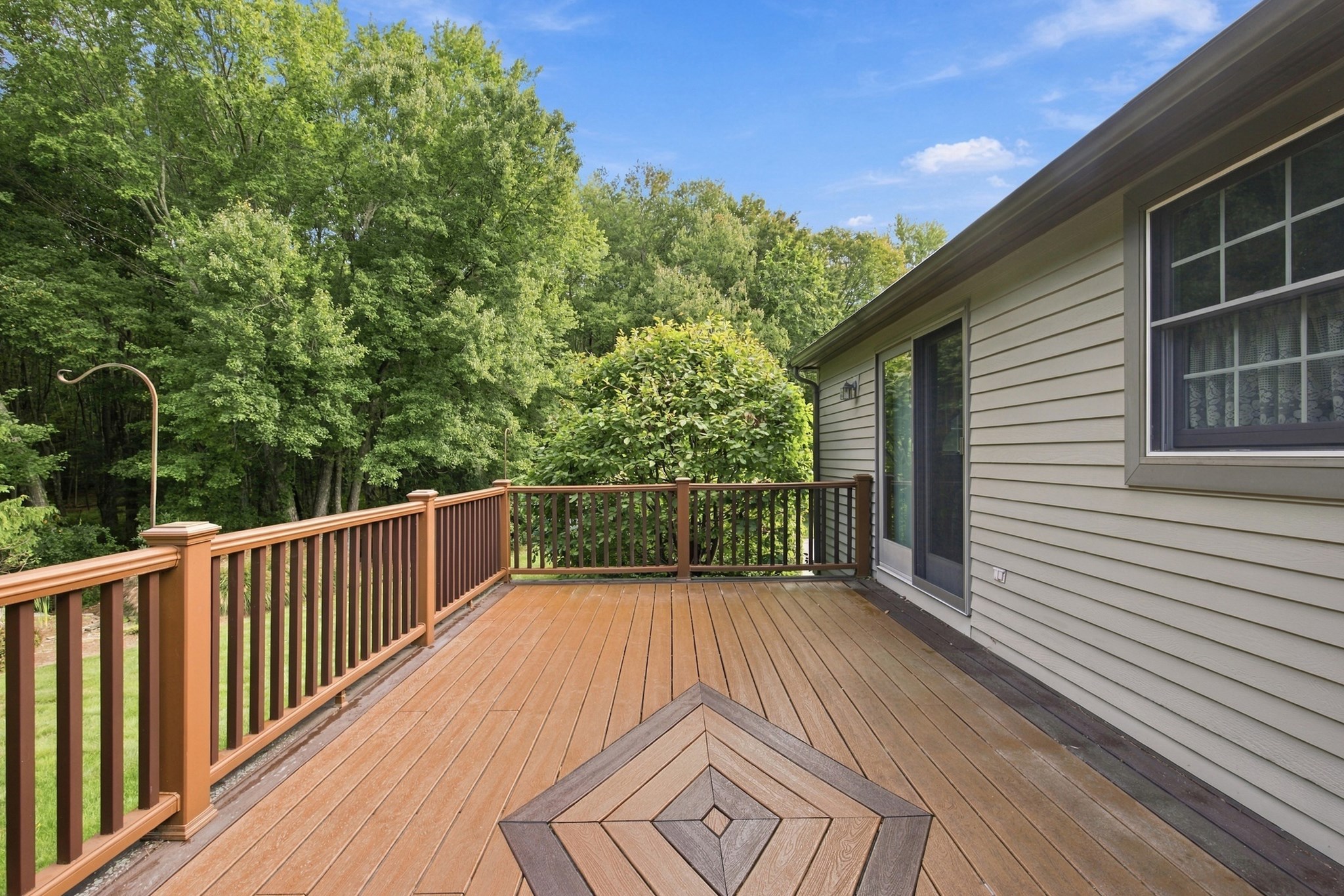 423 Buxton Street Property Photo 31