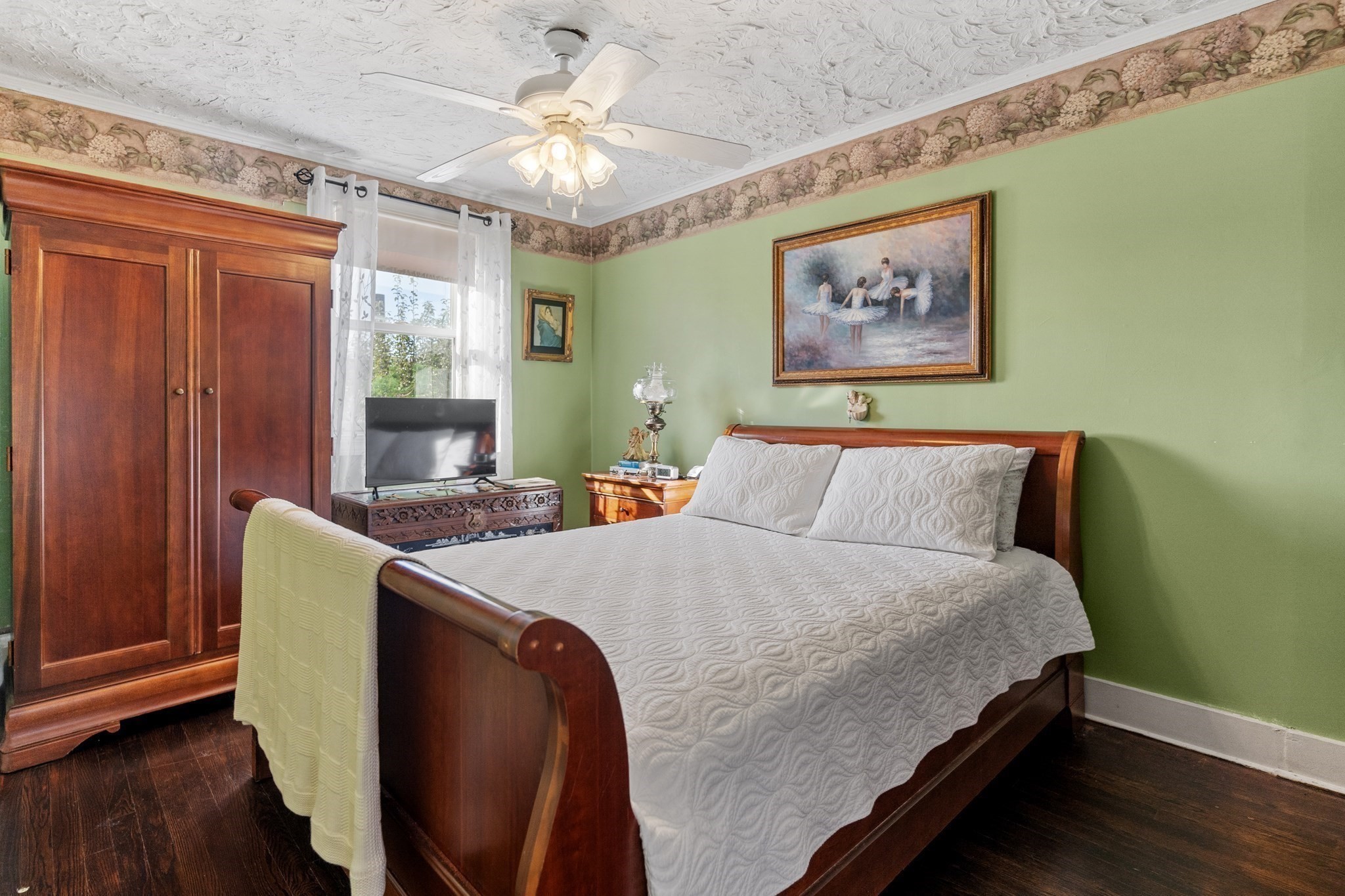 30 Harvard Property Photo 19