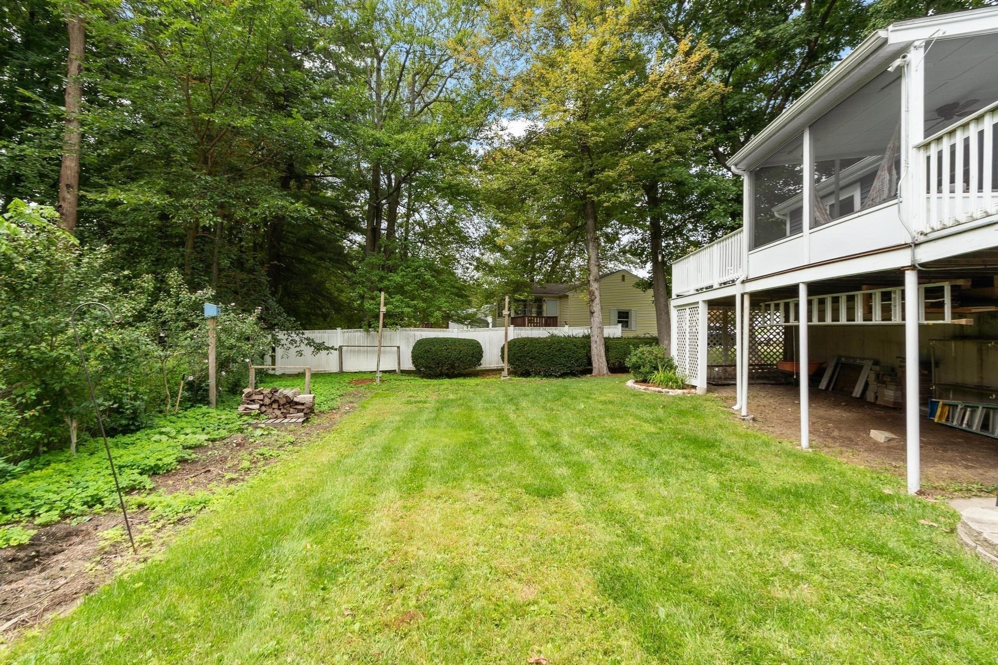 55 Posco Ave Property Photo 35