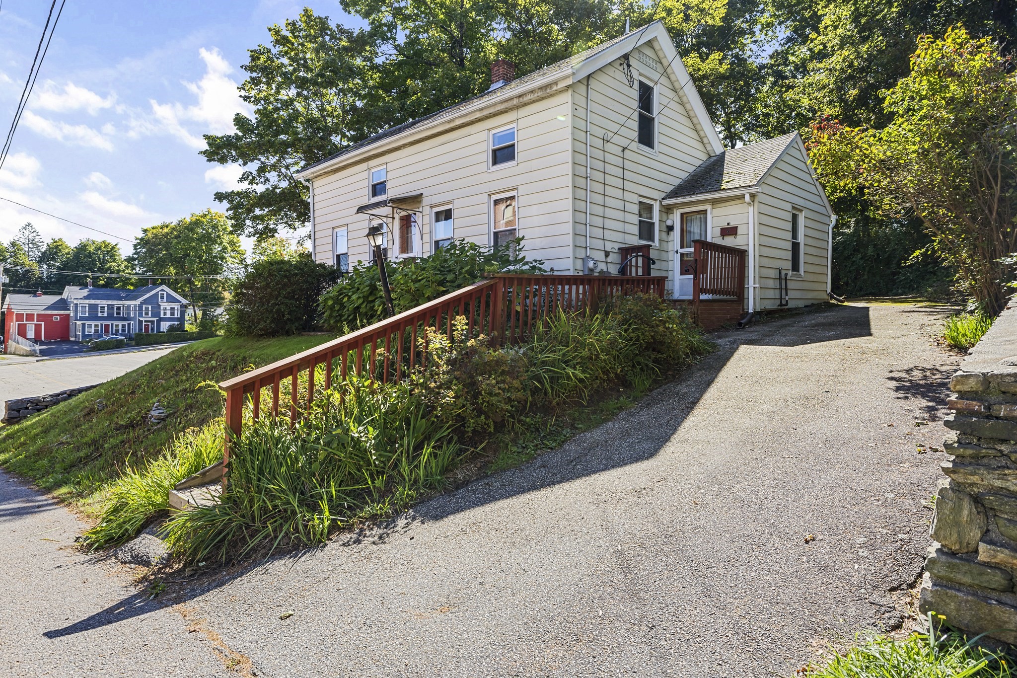 11 Prospect St Property Photo 3