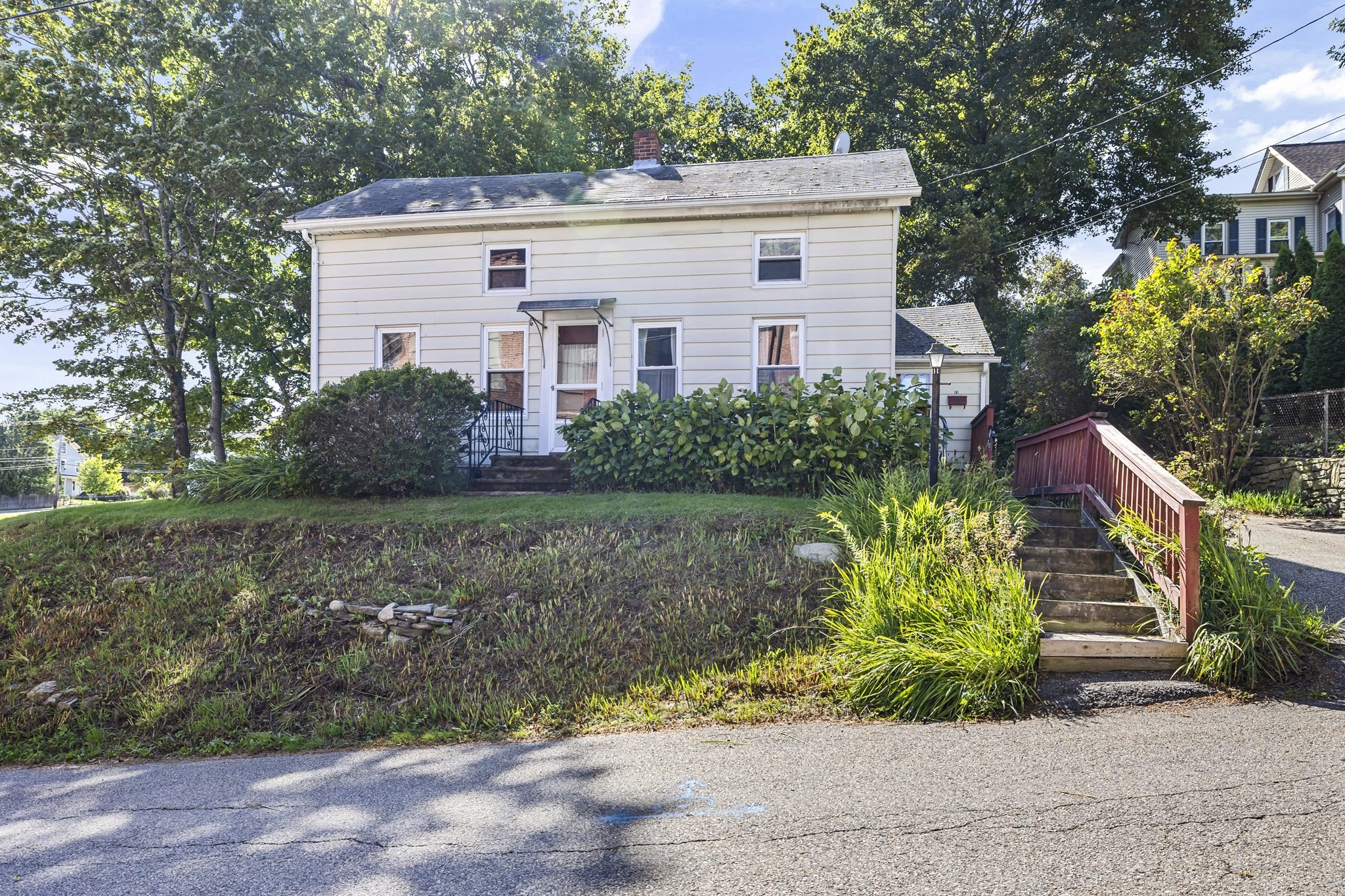 11 Prospect St Property Photo 4
