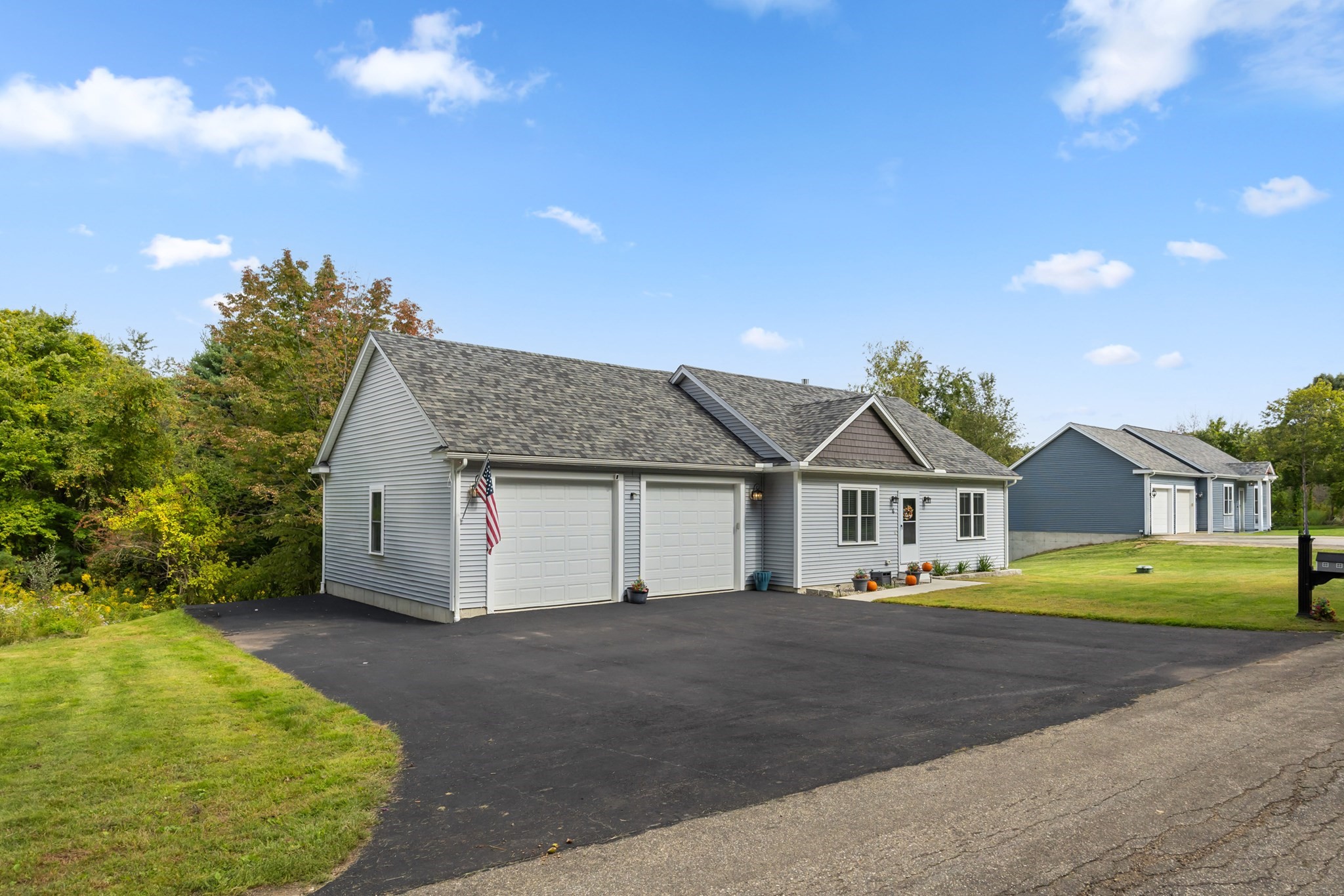 4 Mccarthy Road Property Photo 2