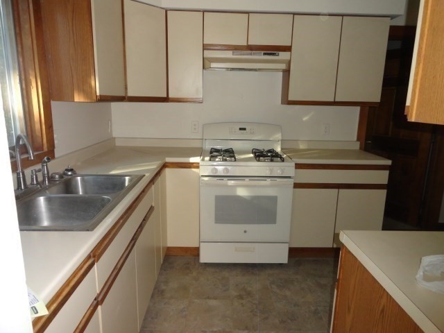 321 Main Street Property Photo 11
