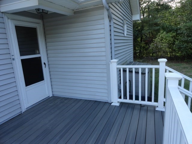 321 Main Street Property Photo 16