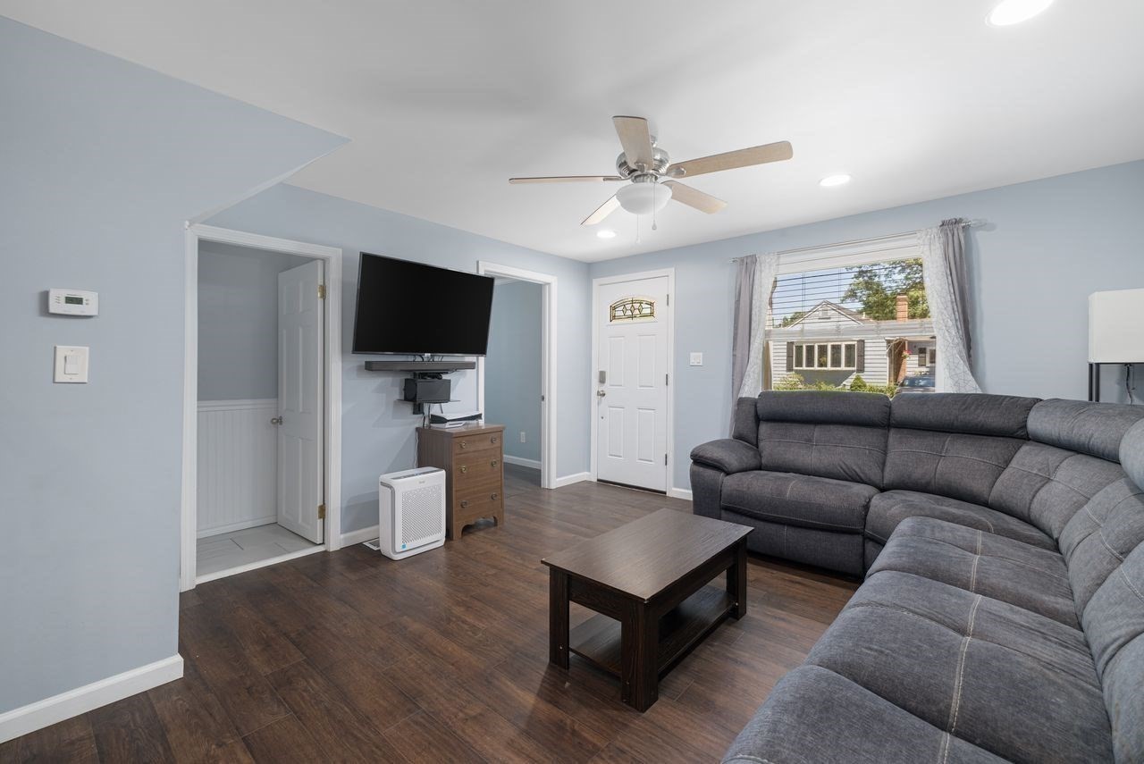 14 Sibley Property Photo 8