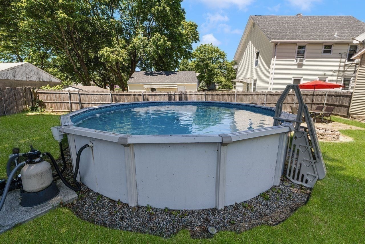 14 Sibley Property Photo 12