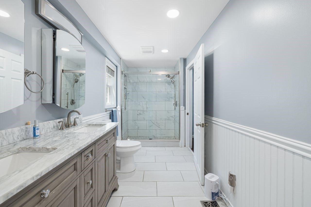 14 Sibley Property Photo 14