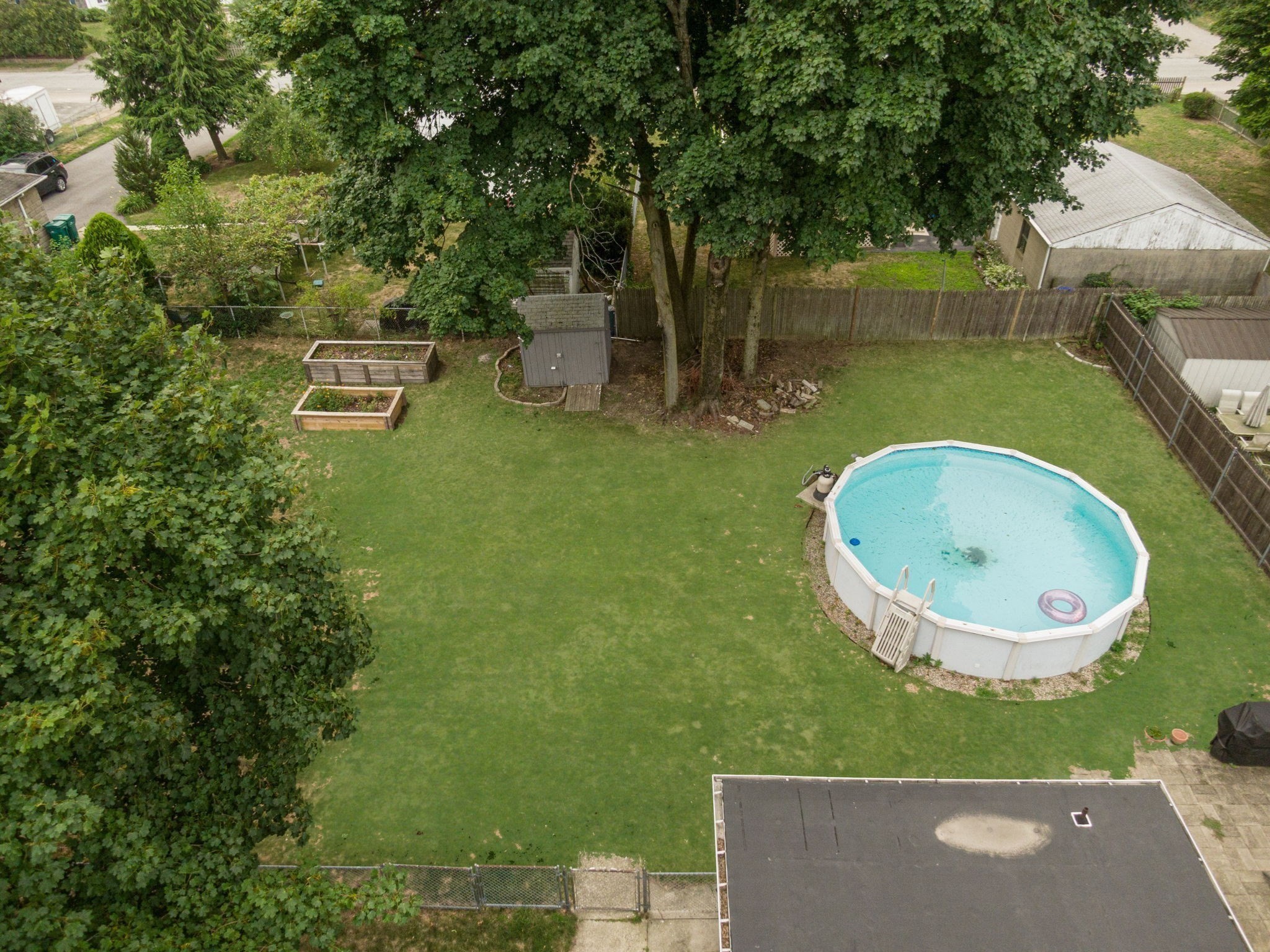 14 Sibley Property Photo 35