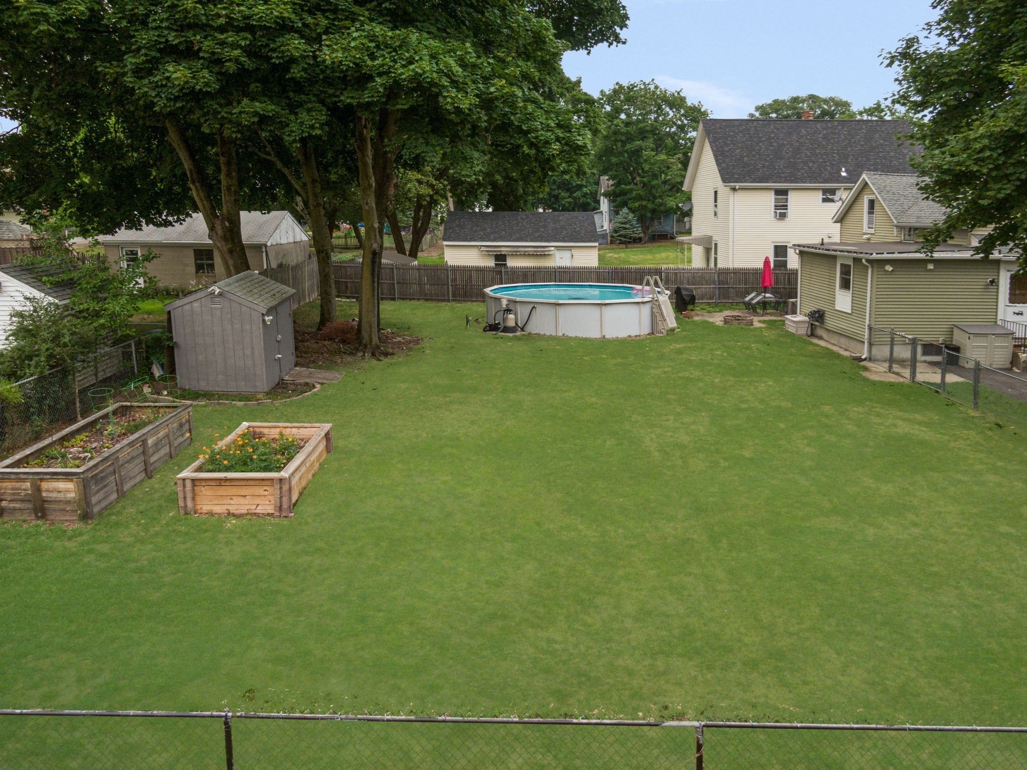 14 Sibley Property Photo 36
