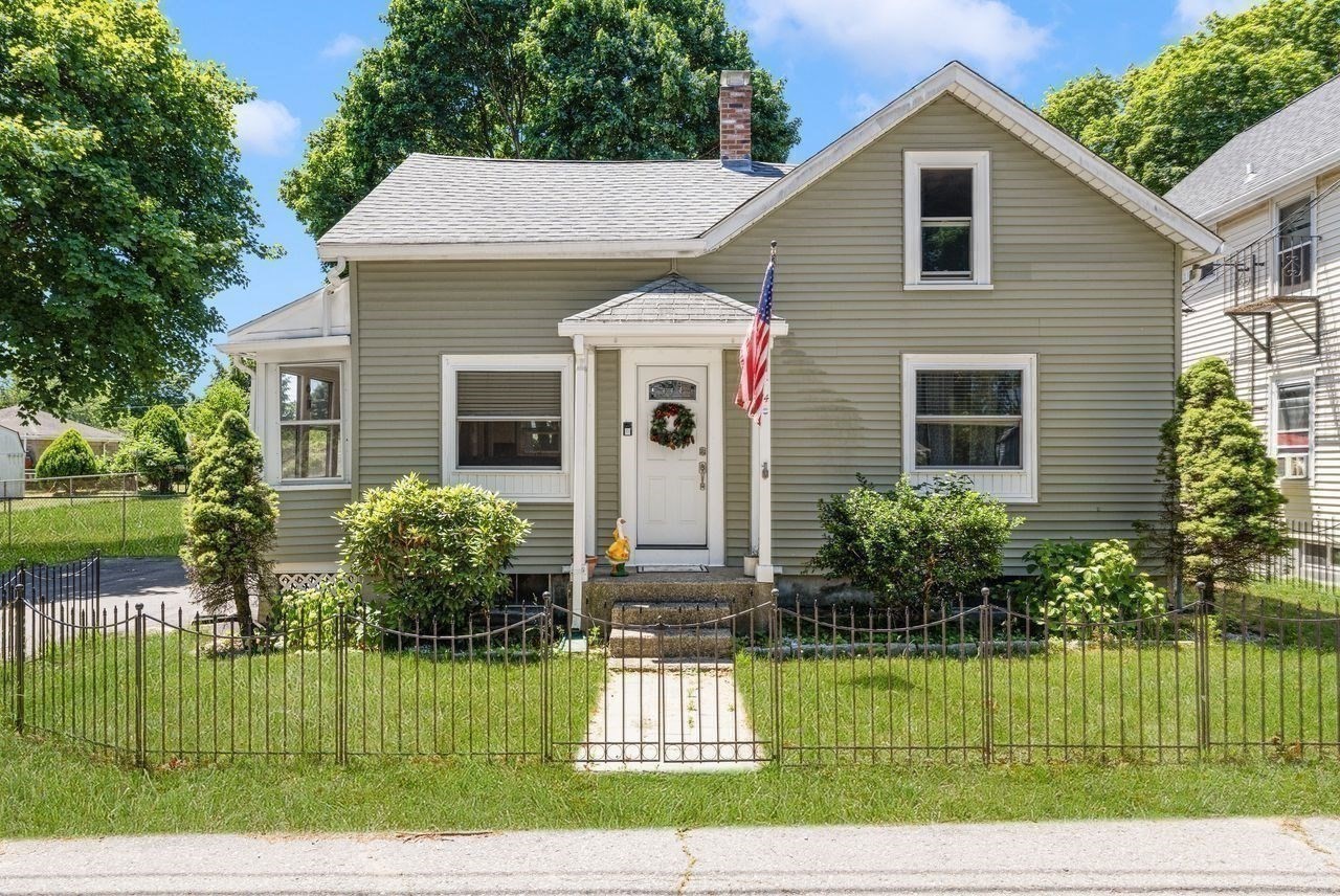 14 Sibley Property Photo 37