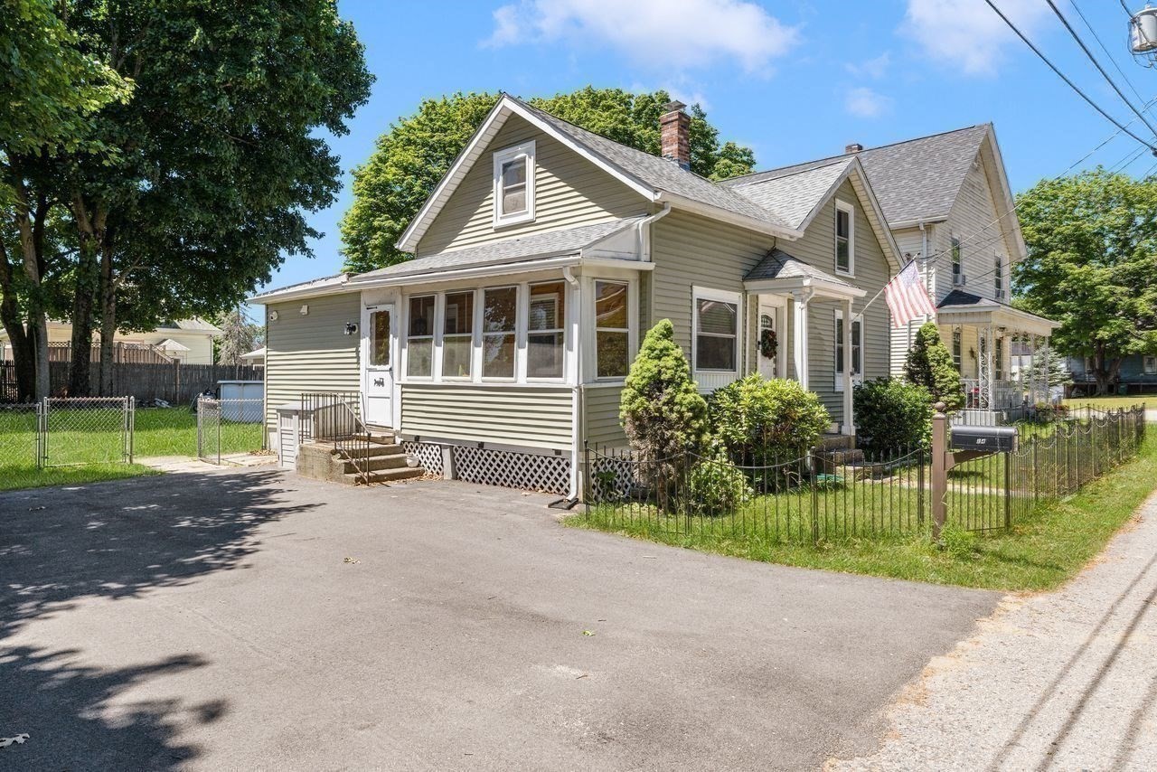 14 Sibley Property Photo 38