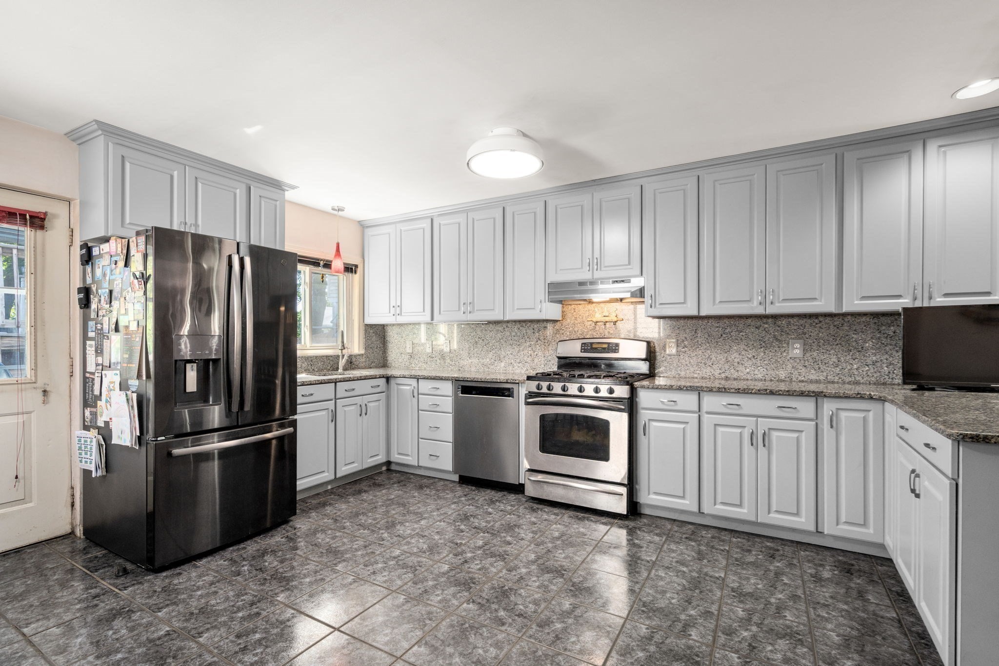 17 Cobb Street Property Photo 2
