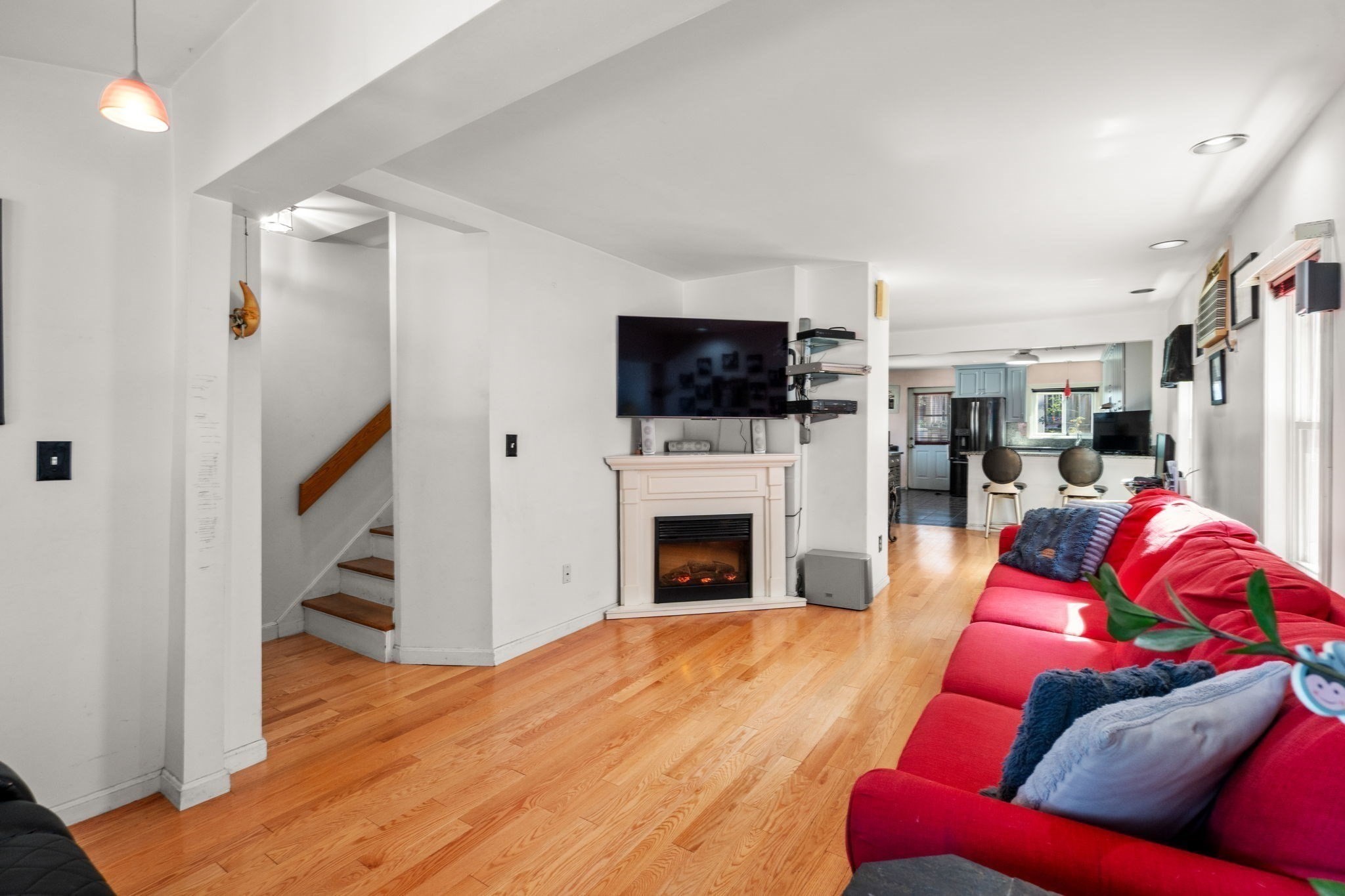 17 Cobb Street Property Photo 8